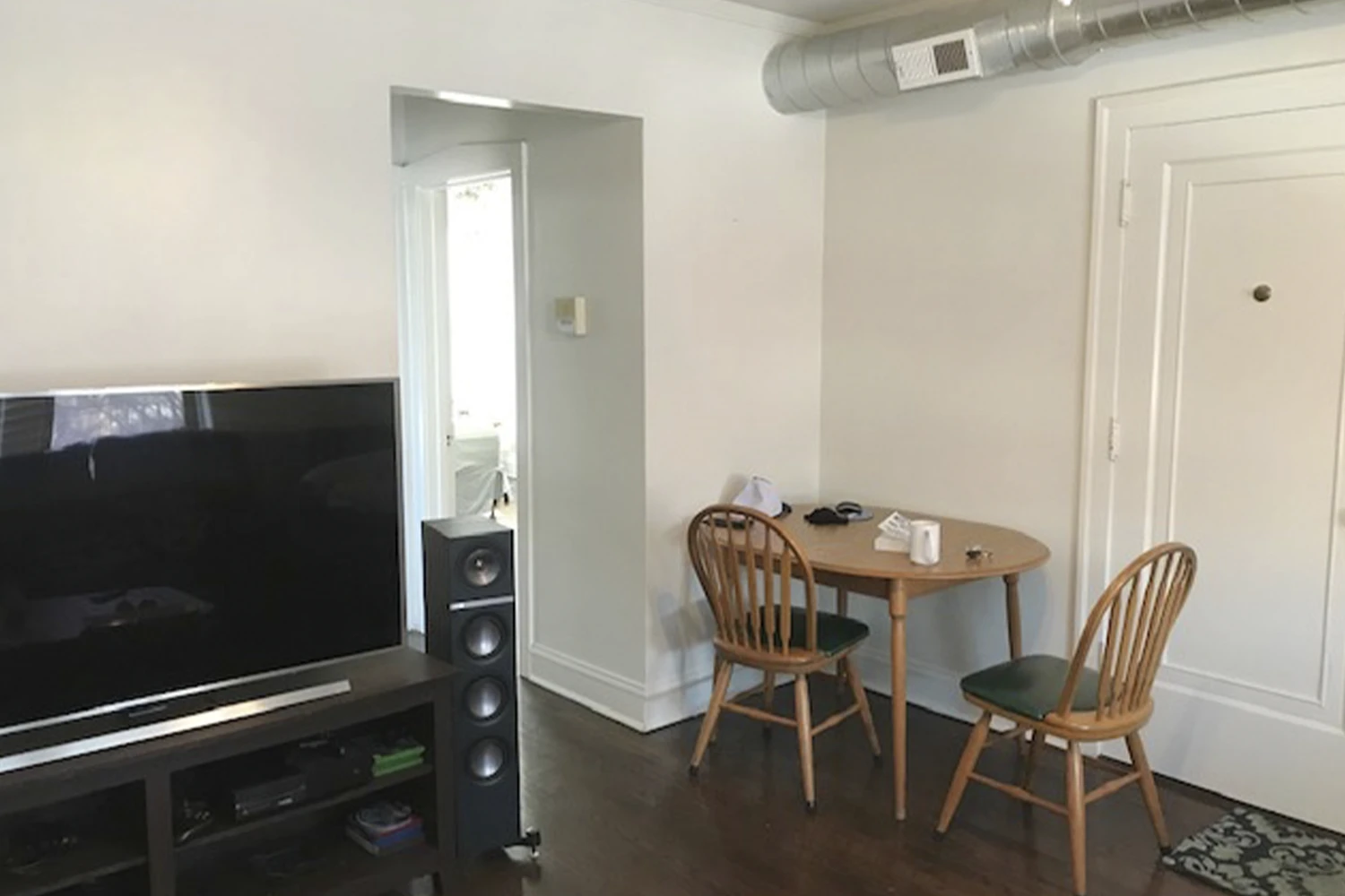 1249 W Henderson St Apt 2, Chicago IL properties 3323-25-n-lakewood-chicago-il-60657-lake-view 1249-2   