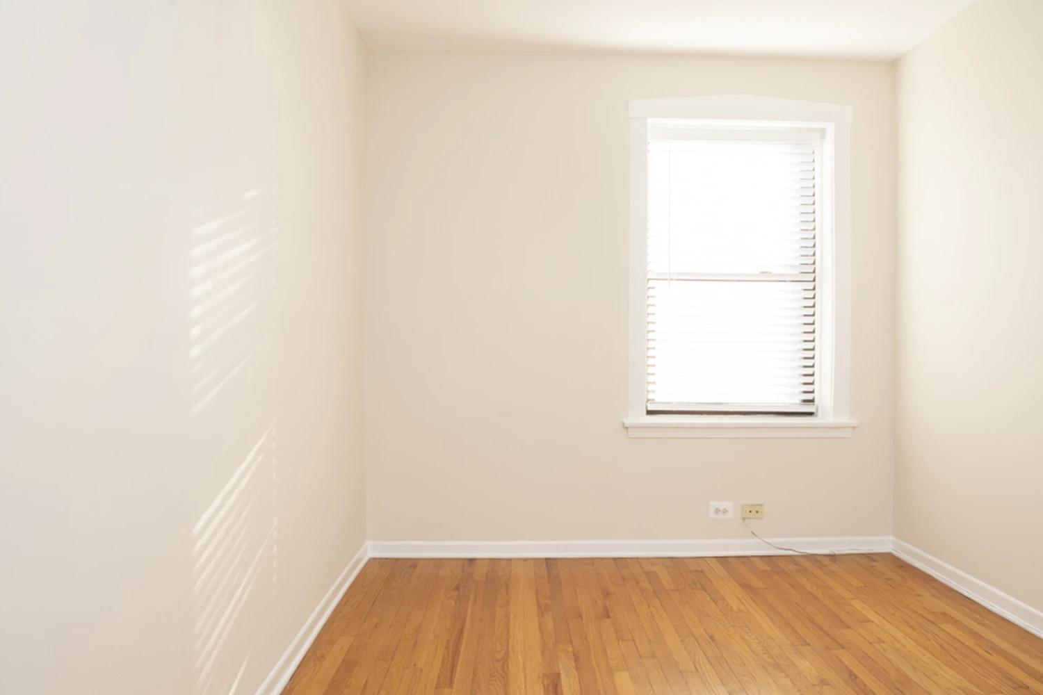 1249 W Henderson St Apt 3, Chicago IL properties 3323-25-n-lakewood-chicago-il-60657-lake-view 1249-3   