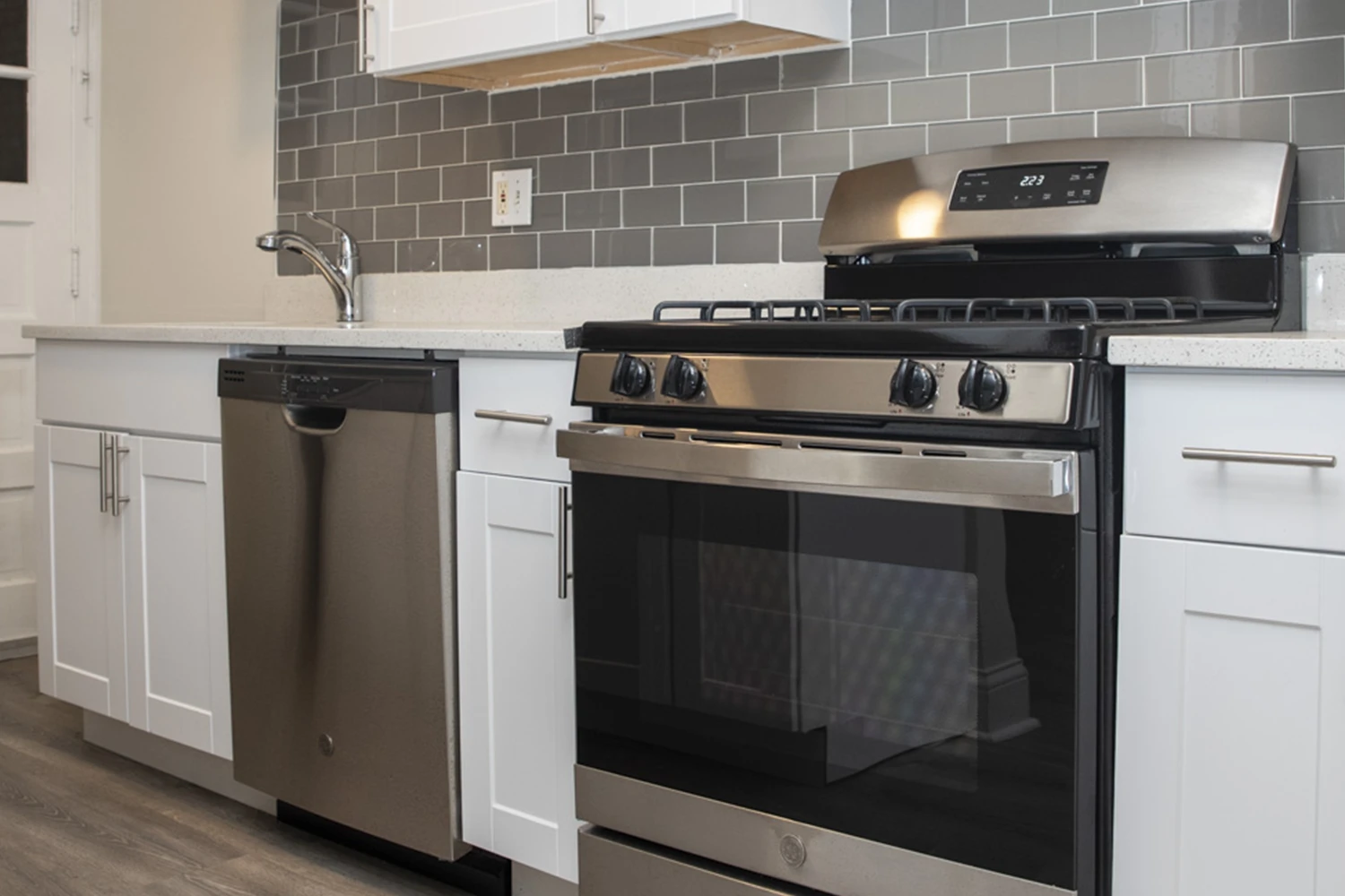 1251 W Henderson St Apt 1, Chicago IL properties 3323-25-n-lakewood-chicago-il-60657-lake-view 1251-1