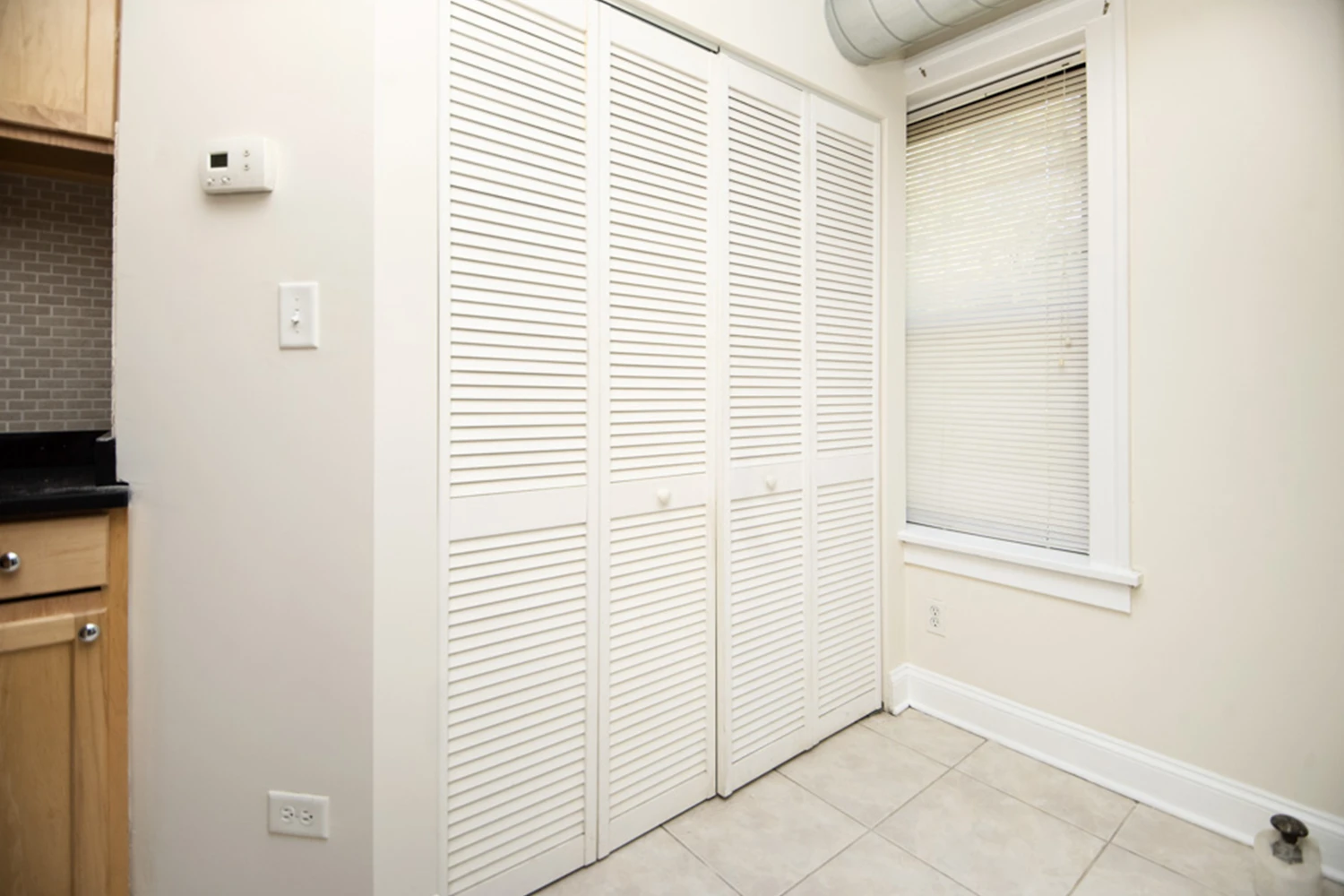1251 W Henderson St Apt 2, Chicago IL properties 3323-25-n-lakewood-chicago-il-60657-lake-view 1251-2   