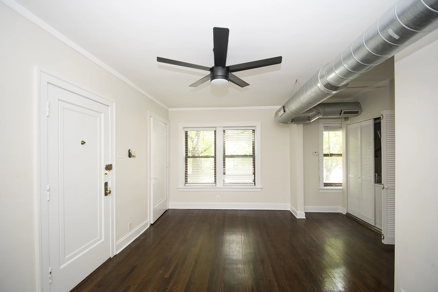 1253 W Henderson St Apt 1, Chicago IL properties 3323-25-n-lakewood-chicago-il-60657-lake-view 1253-1