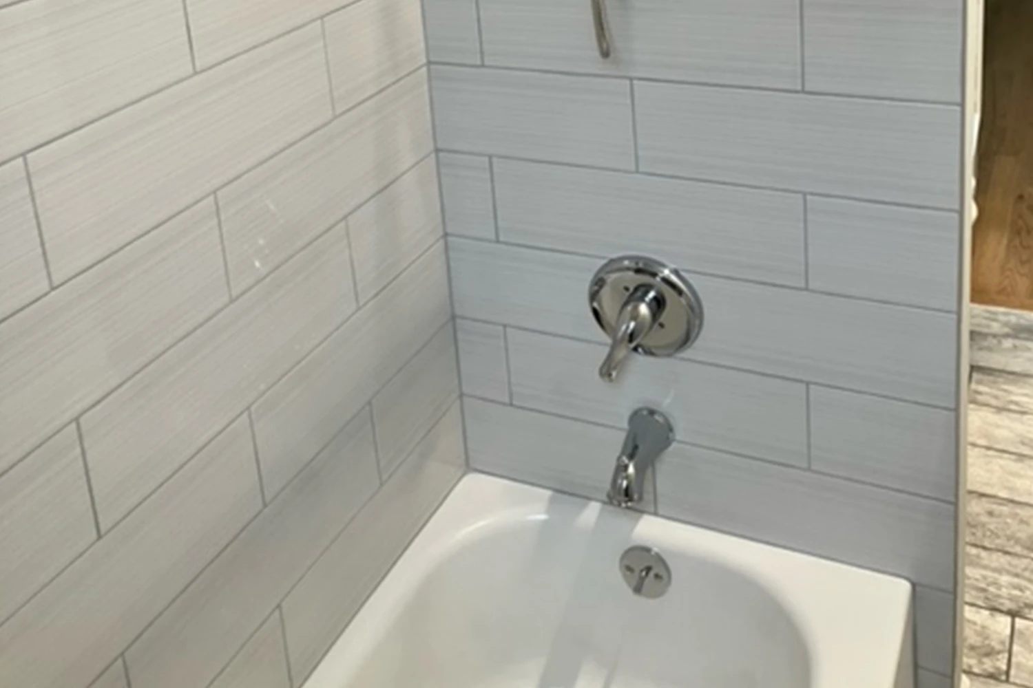 1253 W Henderson St Apt 2, Chicago IL properties 3323-25-n-lakewood-chicago-il-60657-lake-view 1253-2