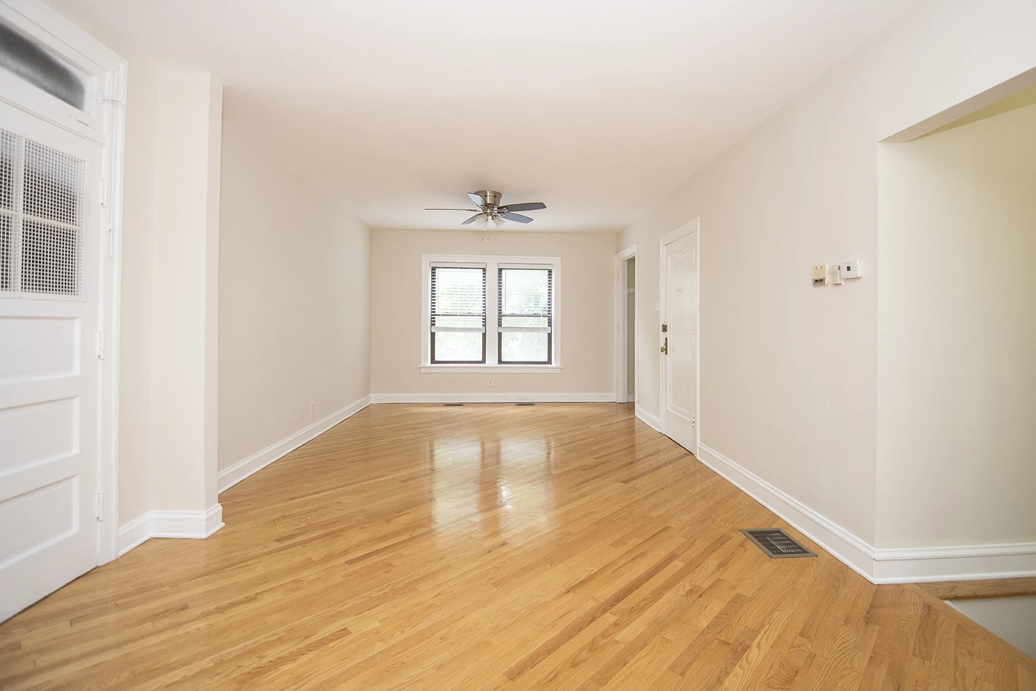 1255 W Henderson St Apt 1, Chicago IL properties 3323-25-n-lakewood-chicago-il-60657-lake-view 1255-1   