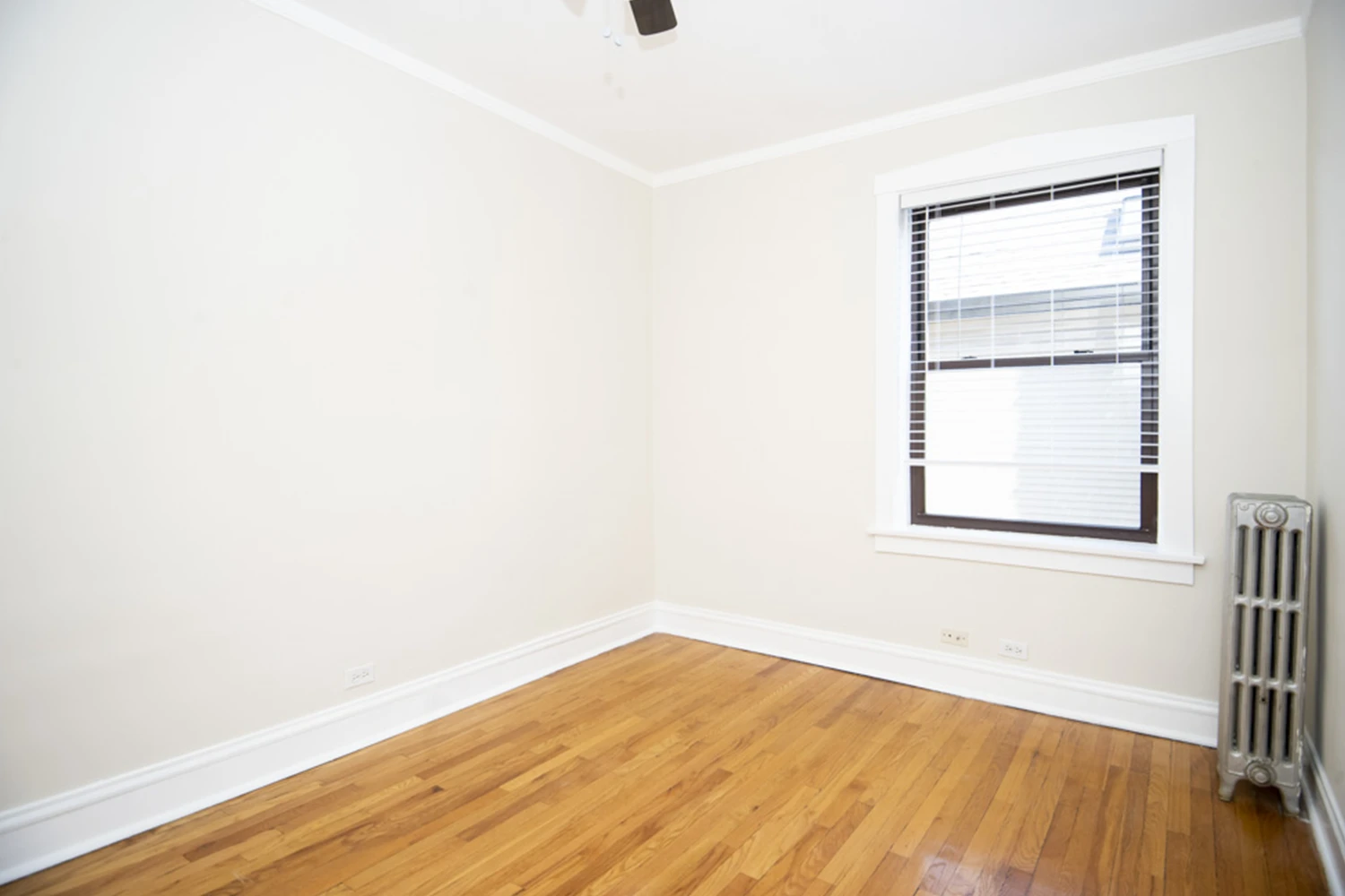 1255 W Henderson St Apt 2, Chicago IL properties 3323-25-n-lakewood-chicago-il-60657-lake-view 1255-2