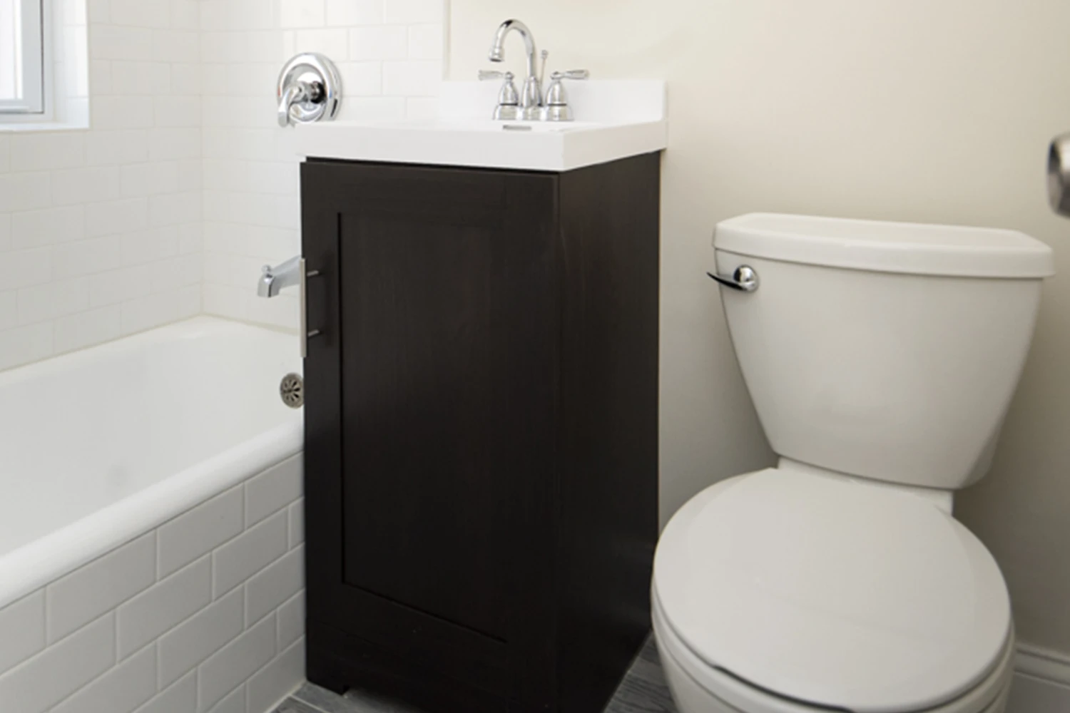 2129 N Dayton St Apt 201, Chicago IL properties 2129-n-dayton-chicago-il-60614-lincoln-park 2129-201   