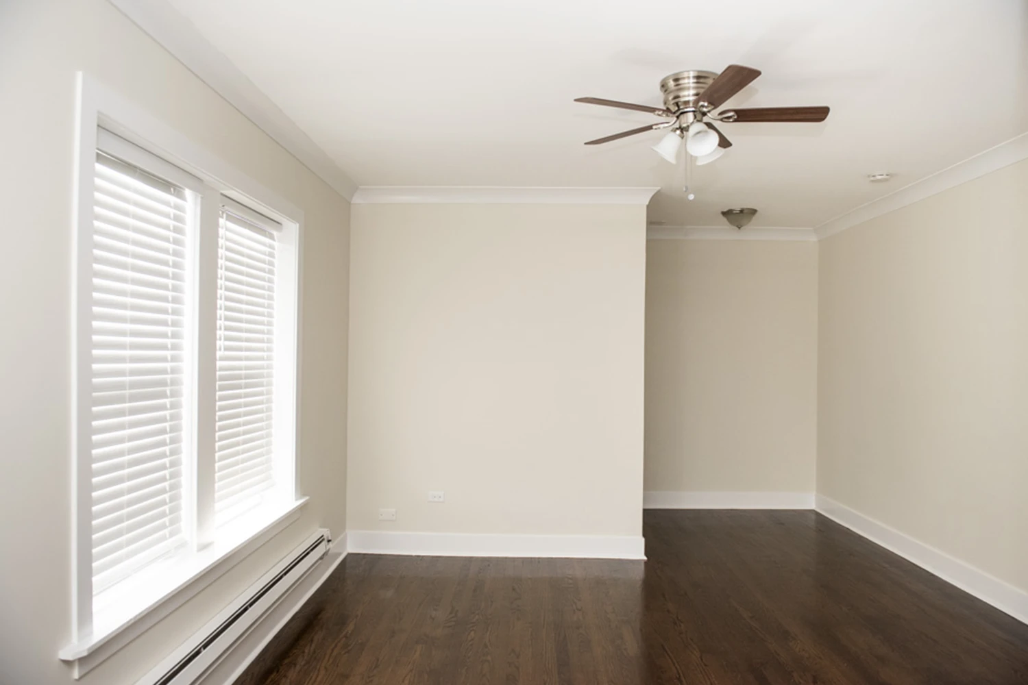 2129 N Dayton St Apt 206, Chicago IL properties 2129-n-dayton-chicago-il-60614-lincoln-park 2129-206   