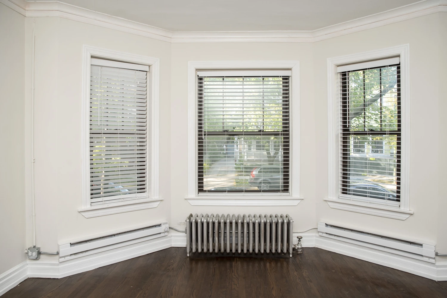 2131 W Giddings St Apt 1A, Chicago IL properties 2131-w-giddings-chicago-il-60625-ravenswood 2131-1a