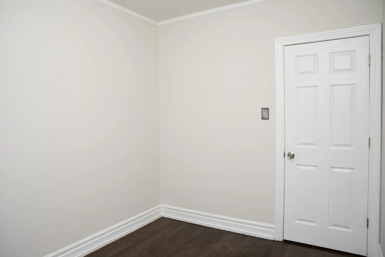 2131 W Giddings St Apt 1A, Chicago IL properties 2131-w-giddings-chicago-il-60625-ravenswood 2131-1a