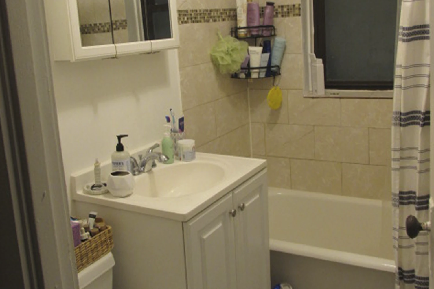 2131 W Giddings St Apt 1B, Chicago IL properties 2131-w-giddings-chicago-il-60625-ravenswood 2131-1b   