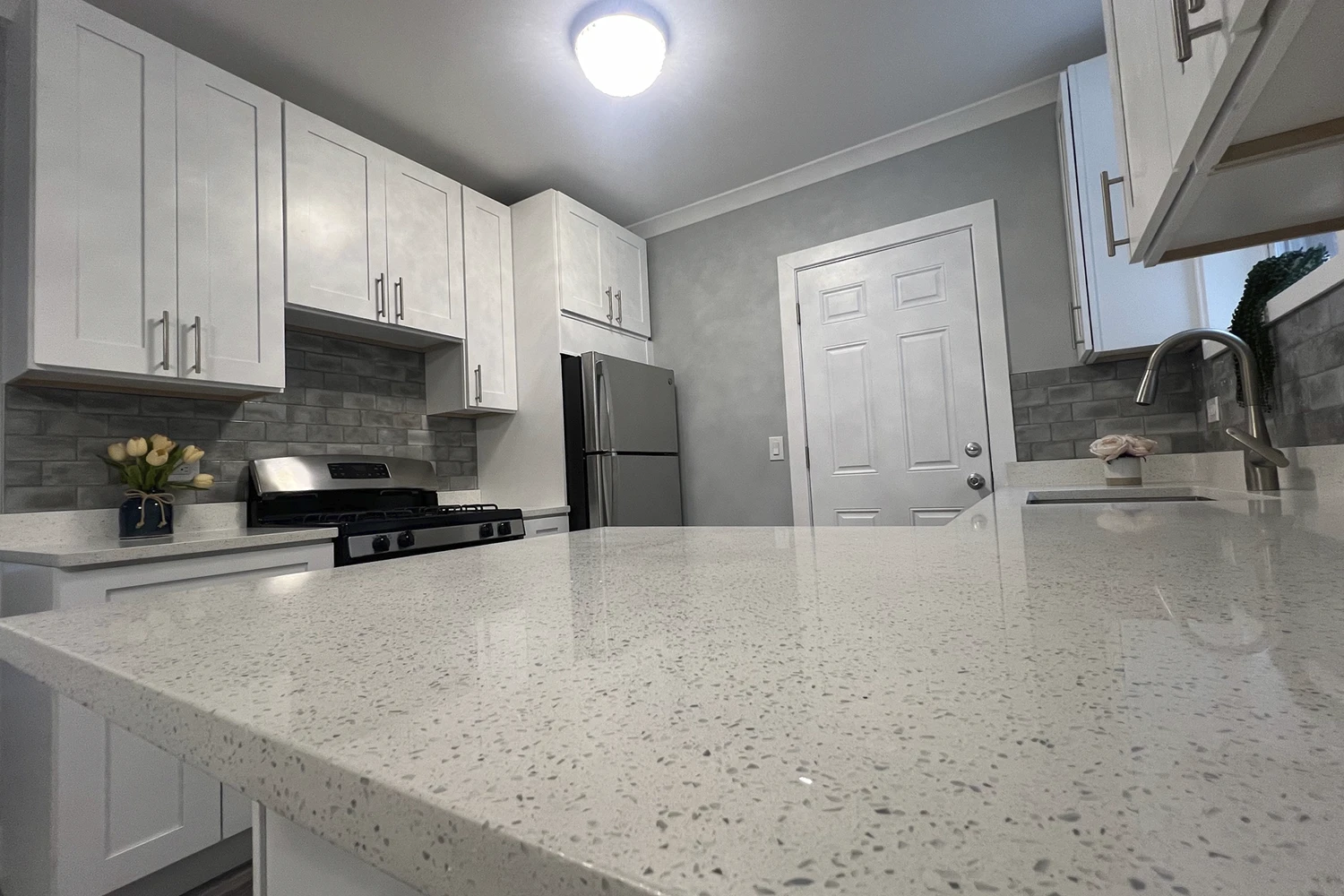2131 W Giddings St Apt 1C, Chicago IL properties 2131-w-giddings-chicago-il-60625-ravenswood 2131-1c   