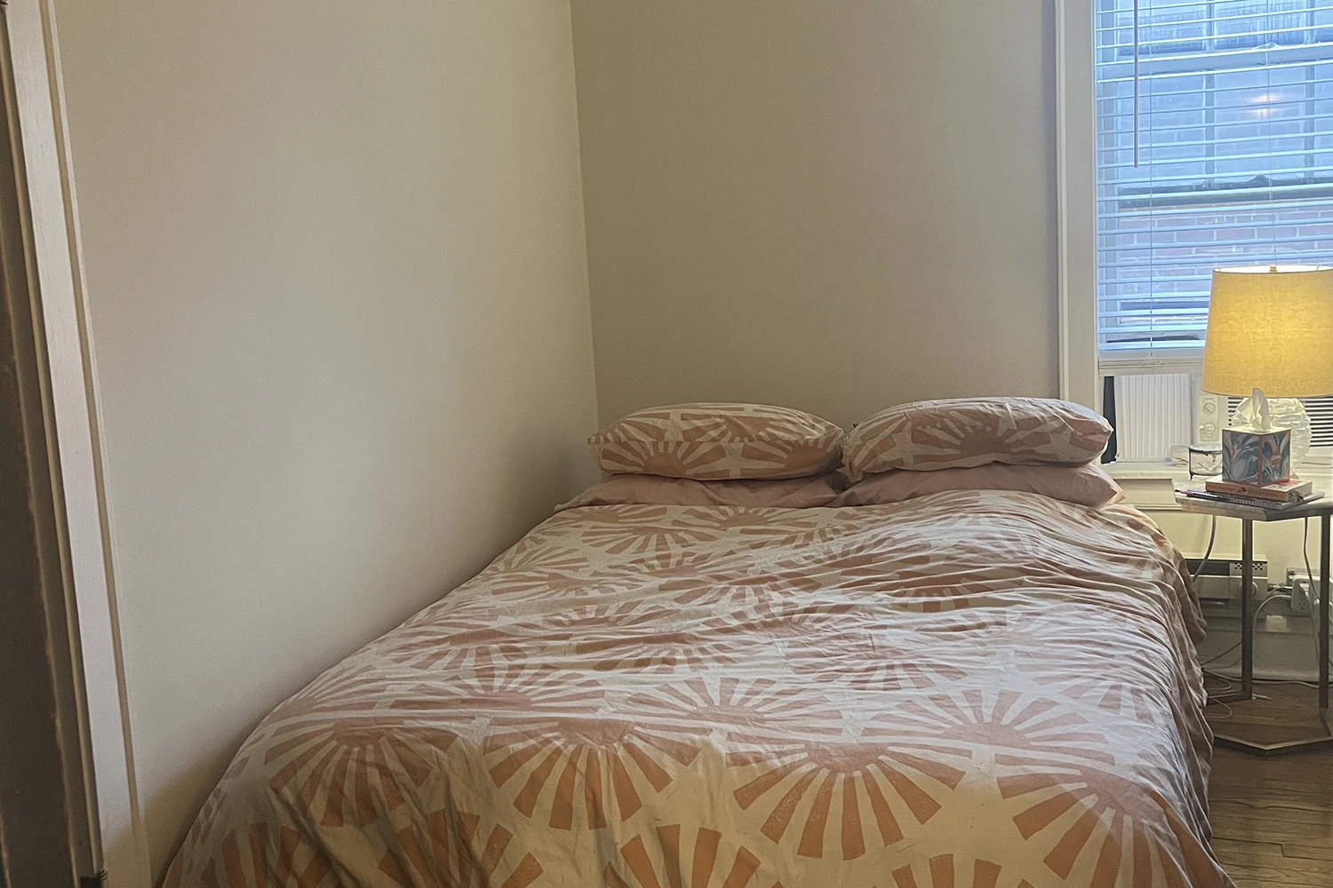 2131 W Giddings St Apt 2B, Chicago IL properties 2131-w-giddings-chicago-il-60625-ravenswood 2131-2b