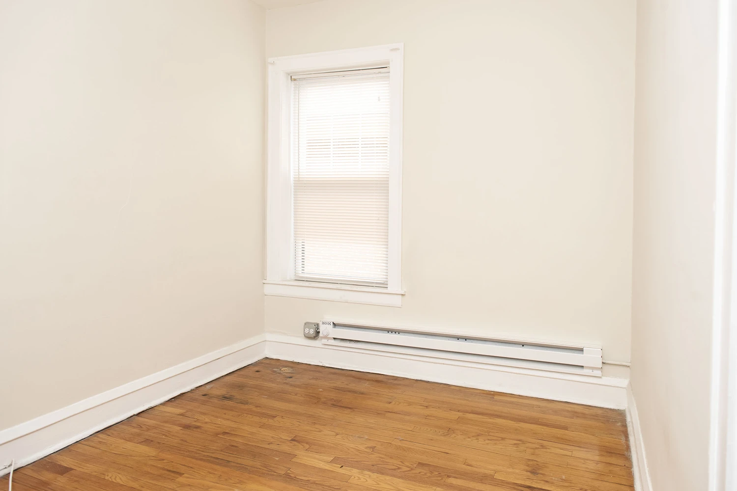 2131 W Giddings St Apt 2C, Chicago IL properties 2131-w-giddings-chicago-il-60625-ravenswood 2131-2c   