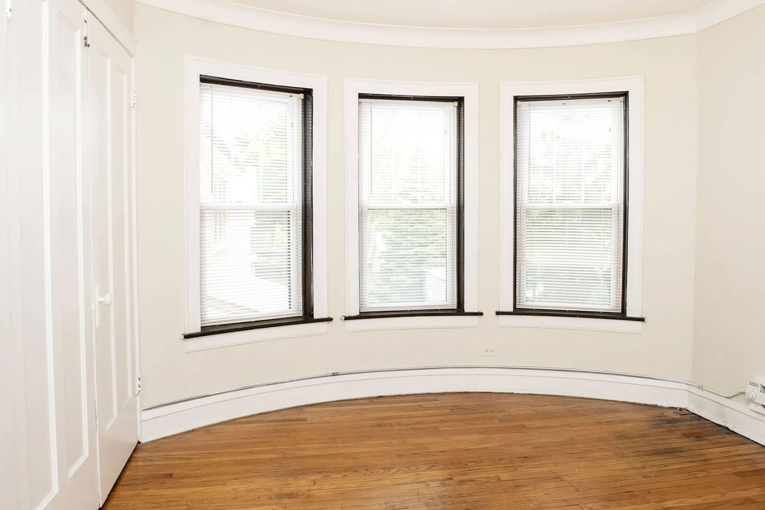 2131 W Giddings St Apt 2C, Chicago IL properties 2131-w-giddings-chicago-il-60625-ravenswood 2131-2c   