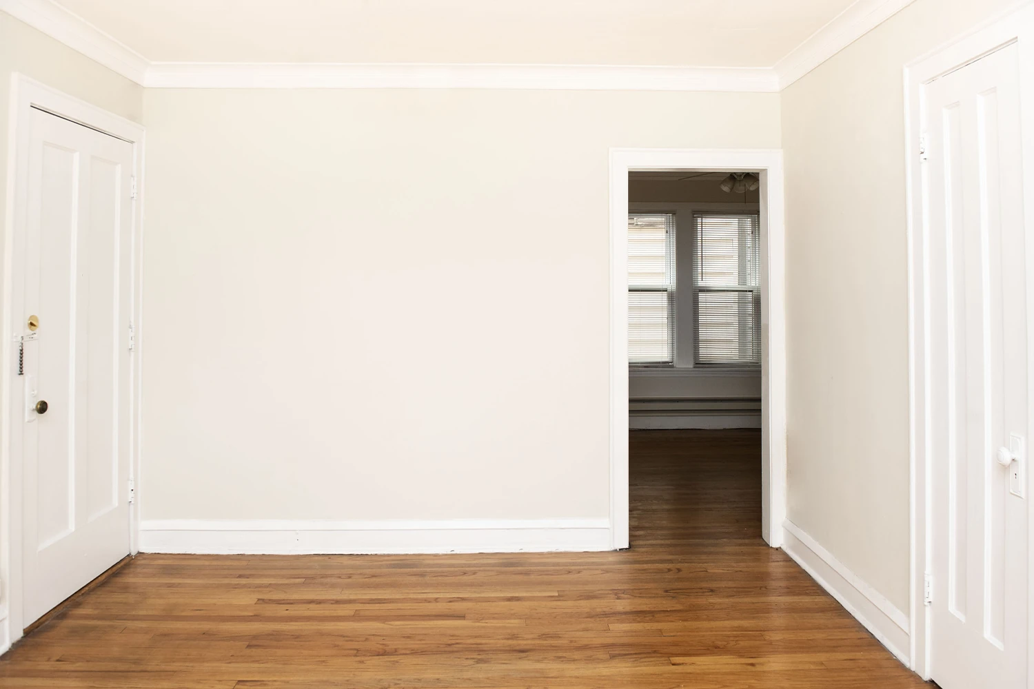 2131 W Giddings St Apt 2C, Chicago IL properties 2131-w-giddings-chicago-il-60625-ravenswood 2131-2c   