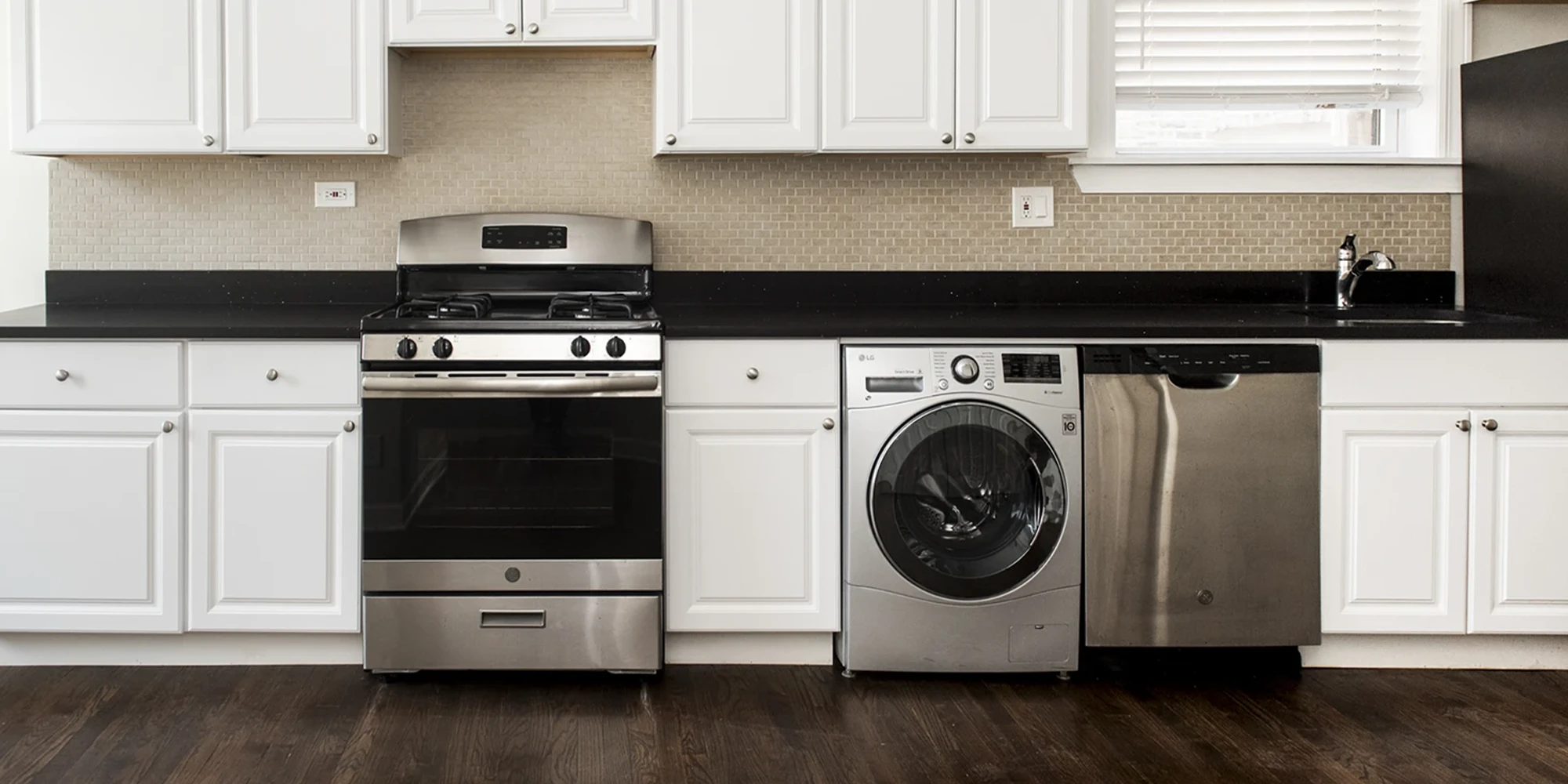 2131 W Giddings St Apt 2D, Chicago IL properties 2131-w-giddings-chicago-il-60625-ravenswood 2131-2d   