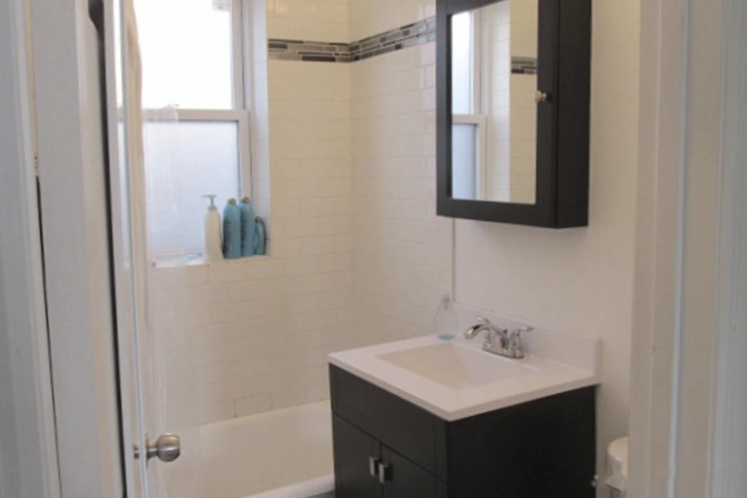 2131 W Giddings St Apt 3C, Chicago IL properties 2131-w-giddings-chicago-il-60625-ravenswood 2131-3c   
