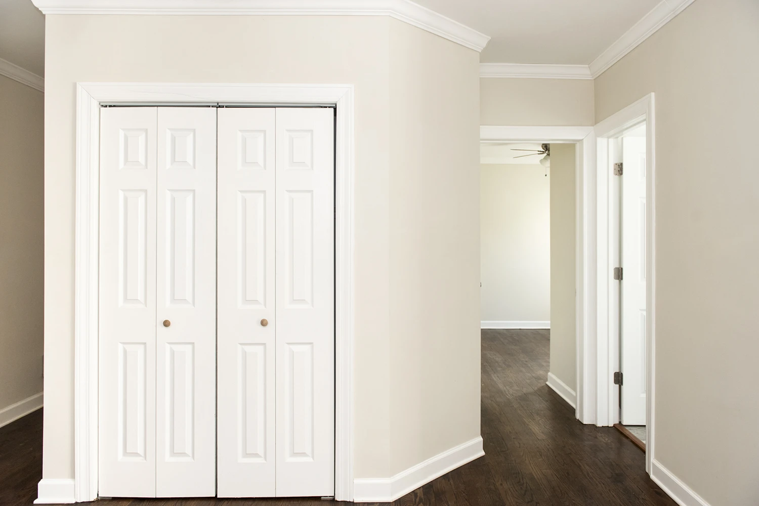 2131 W Giddings St Apt 3D, Chicago IL properties 2131-w-giddings-chicago-il-60625-ravenswood 2131-3d
