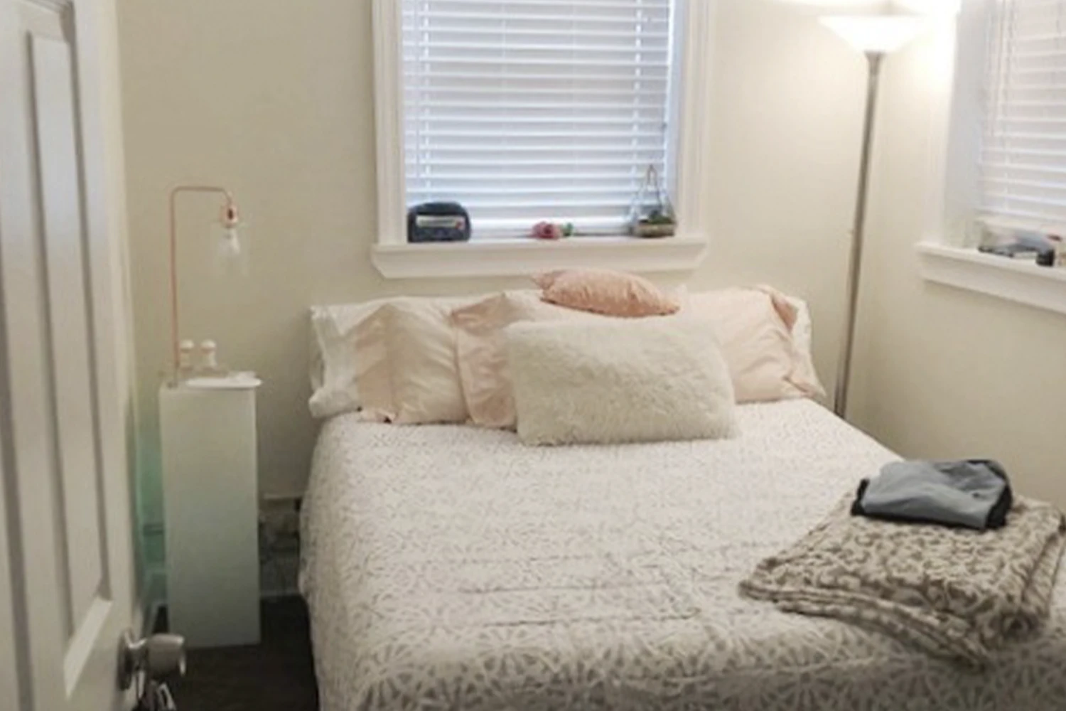 2131 W Giddings St Apt G, Chicago IL properties 2131-w-giddings-chicago-il-60625-ravenswood 2131-g