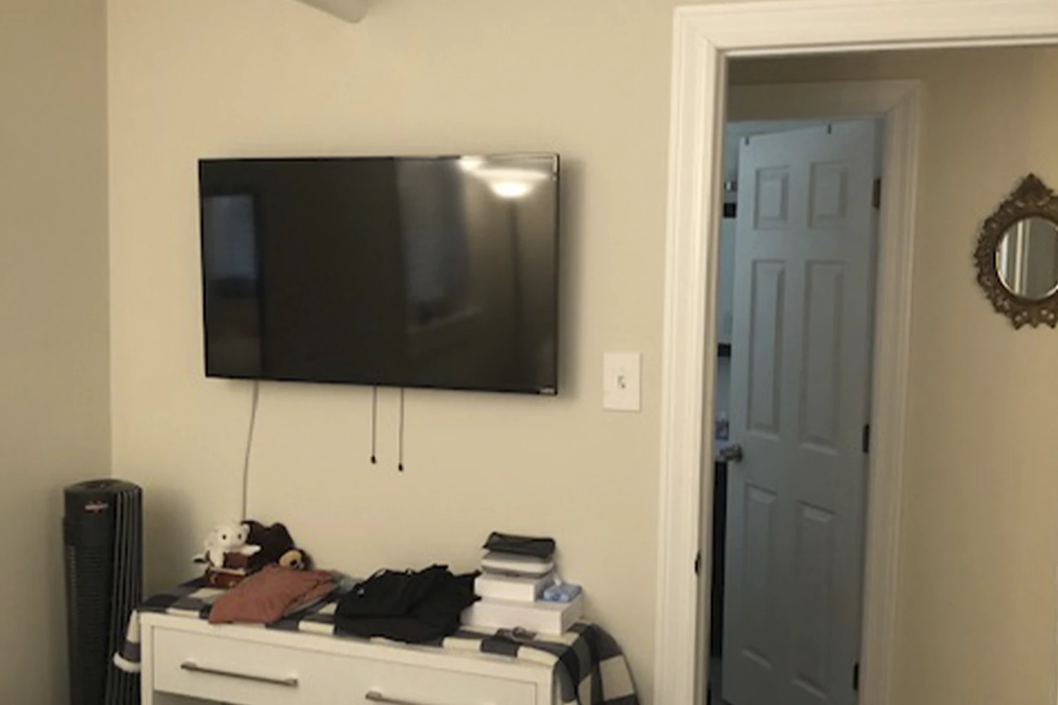 2131 W Giddings St Apt G, Chicago IL properties 2131-w-giddings-chicago-il-60625-ravenswood 2131-g