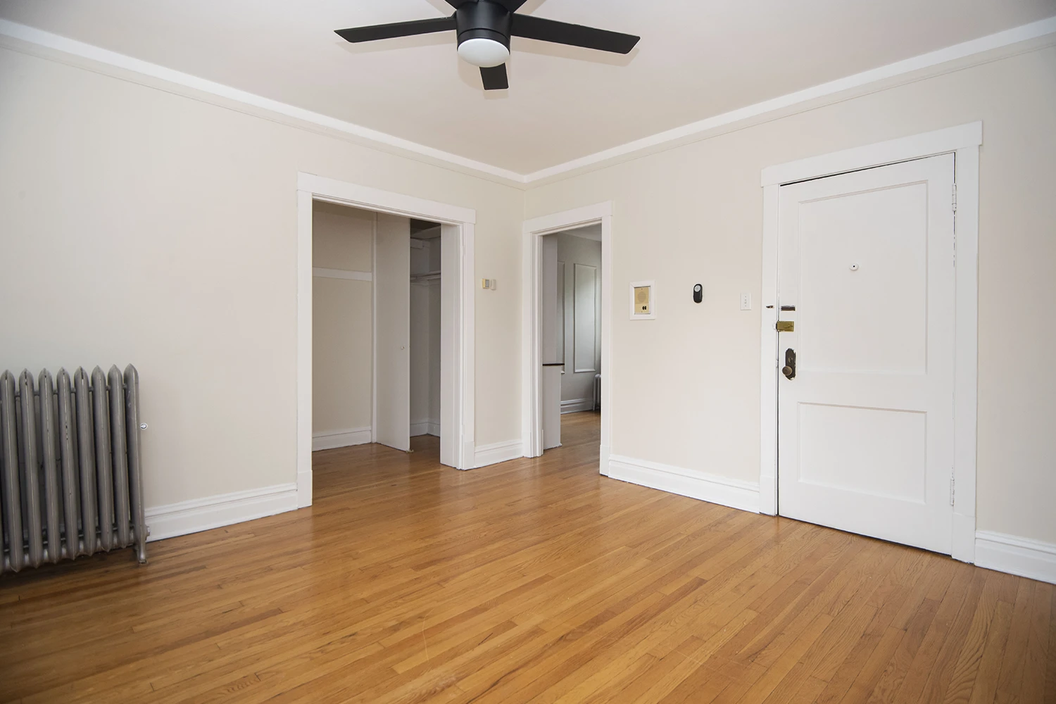 2537 N Seminary Ave Apt 3, Chicago IL properties 2535-37-n-seminary-chicago-il-60614-lincoln-park 2537-3   