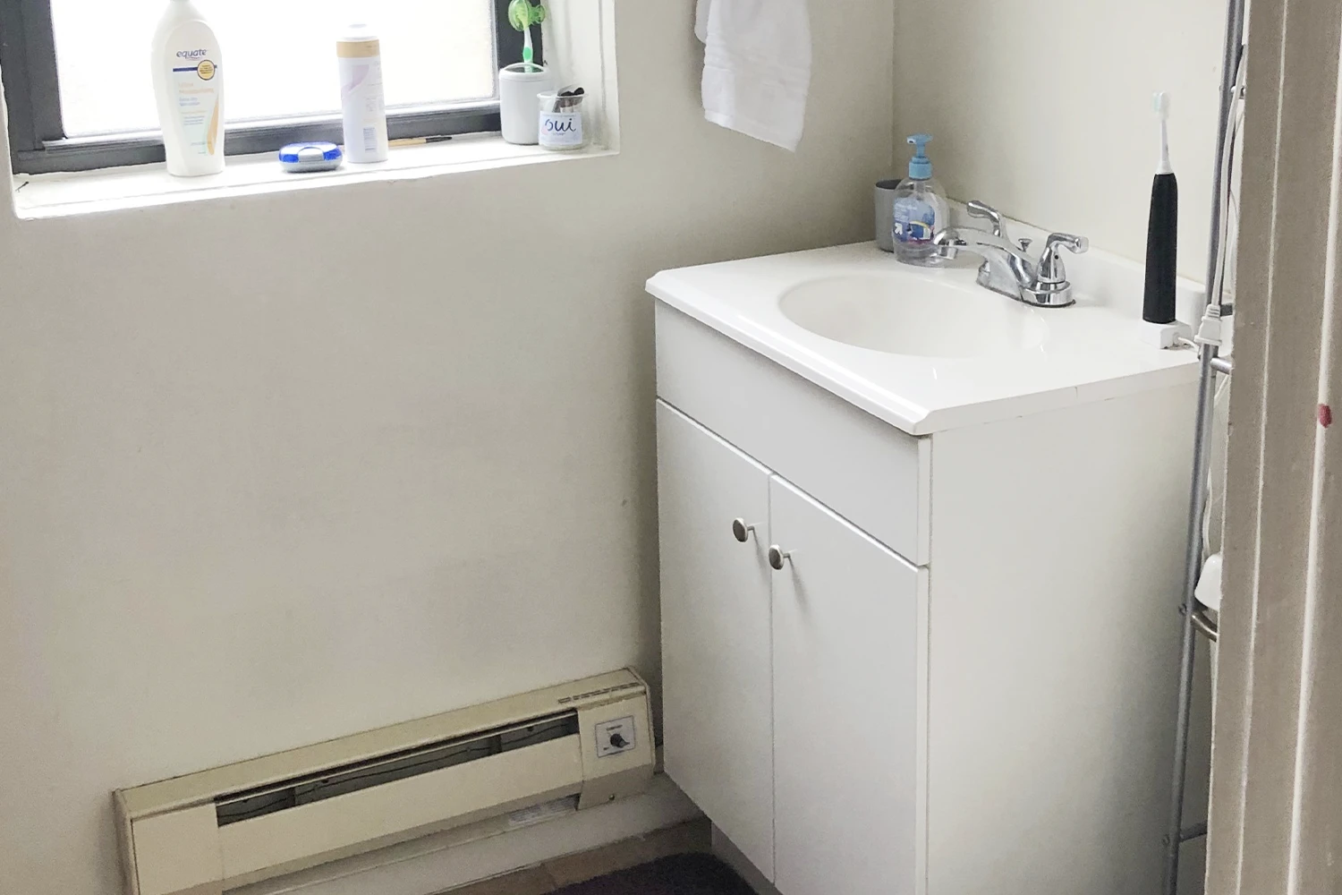 2909 N Mildred Ave Apt 2, Chicago IL properties 2905-09-n-mildred-chicago-il-60657-lake-view 2909-2   