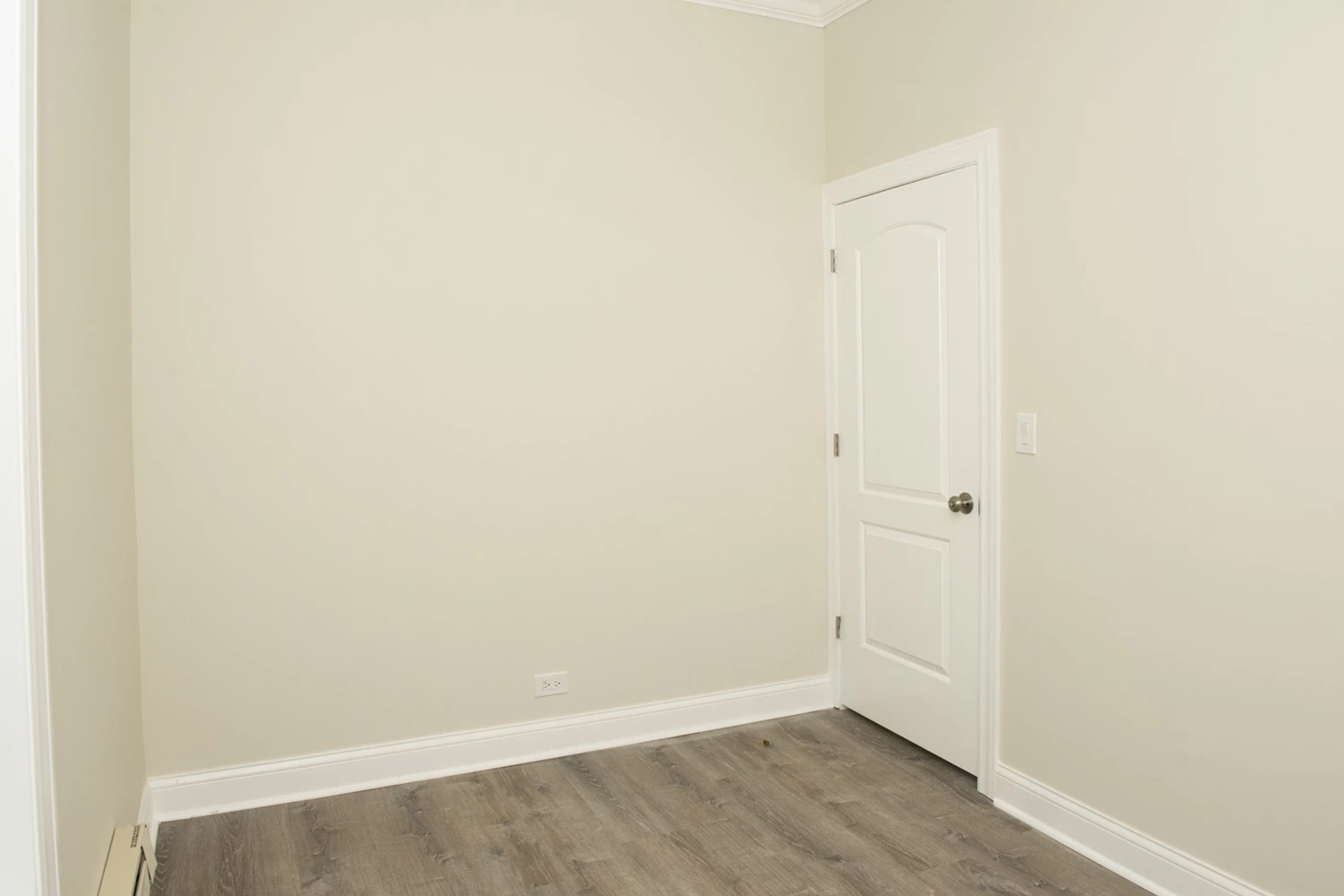 2909 N Mildred Ave Apt 3, Chicago IL properties 2905-09-n-mildred-chicago-il-60657-lake-view 2909-3   