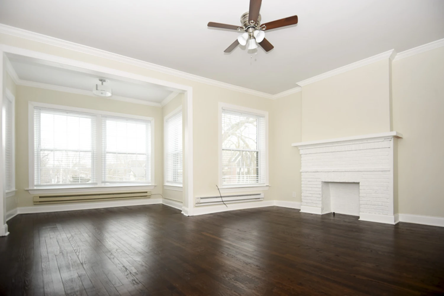 312 Lee St Apt 2, Evanston IL properties 312-320-lee-st-evanston-il-60202 312-2