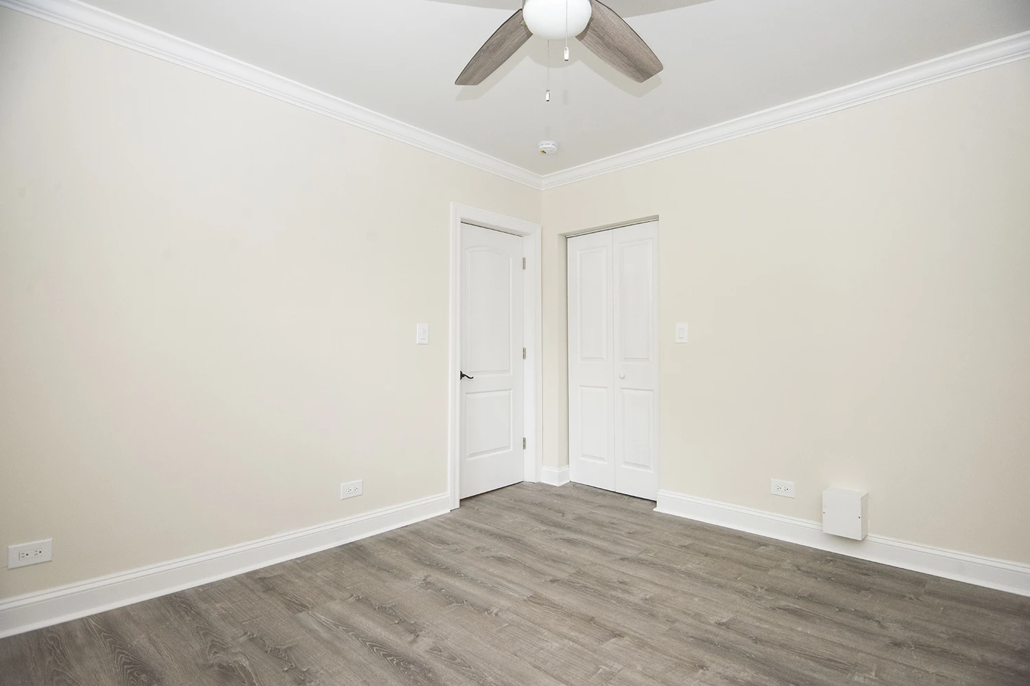 320 Lee St Apt GDN, Evanston IL properties 312-320-lee-st-evanston-il-60202 320-gdn   