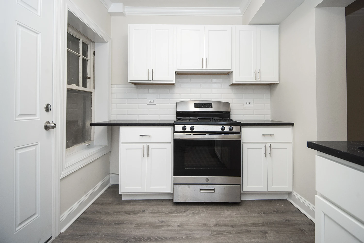 320 Lee St Apt GDN, Evanston IL properties 312-320-lee-st-evanston-il-60202 320-gdn   