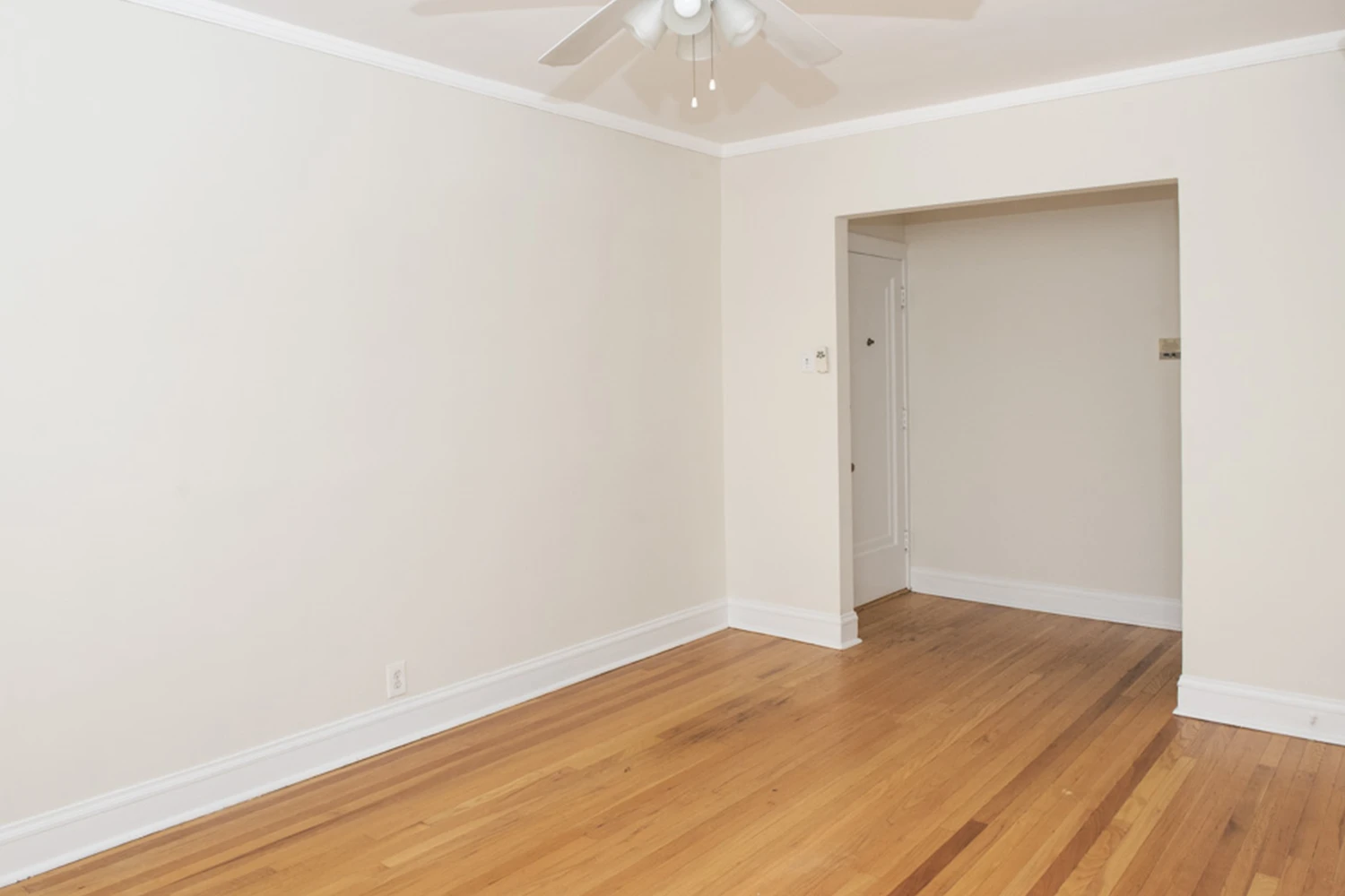 3323 N Lakewood Ave Apt 1, Chicago IL properties 3323-25-n-lakewood-chicago-il-60657-lake-view 3323-1   