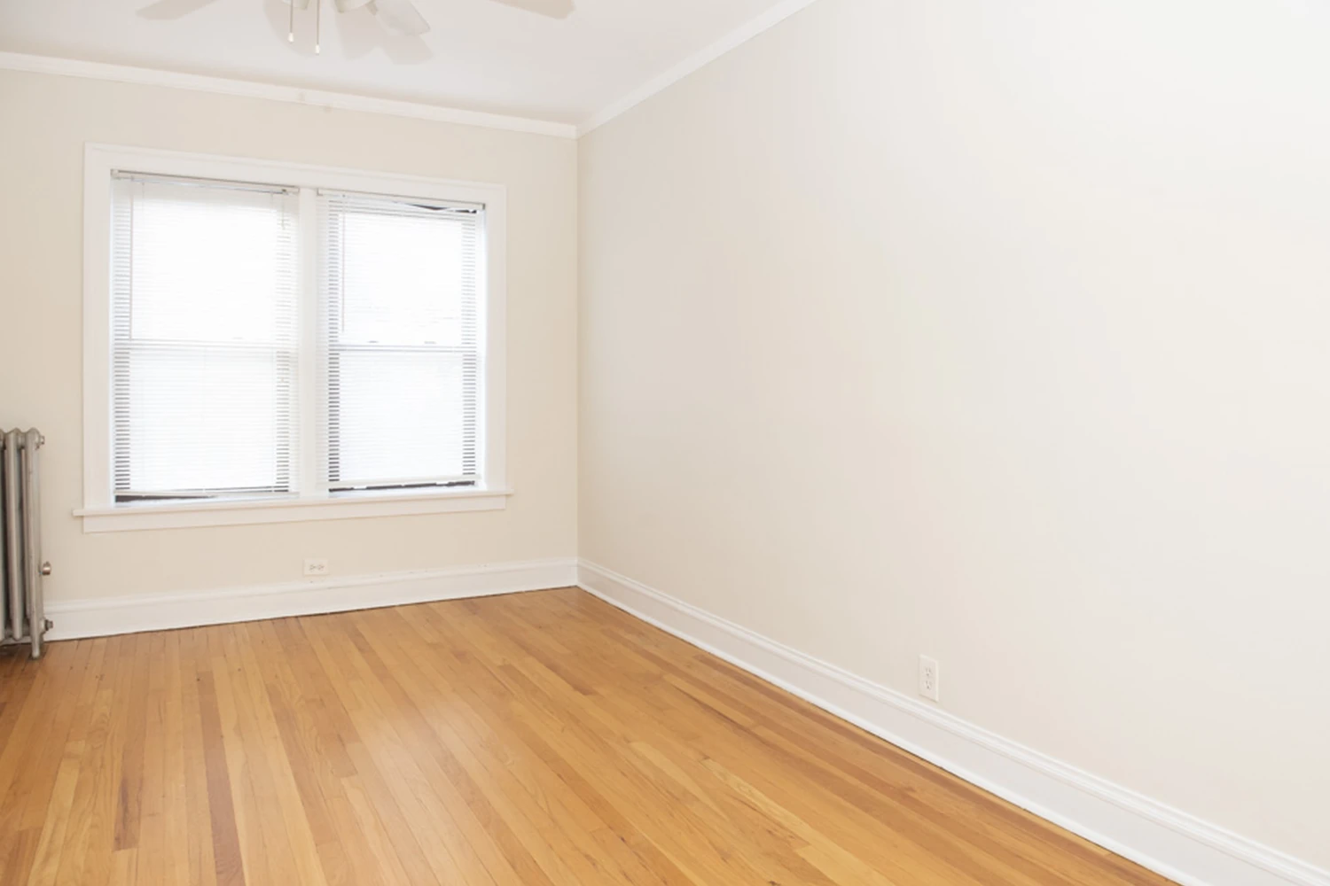 3323 N Lakewood Ave Apt 1, Chicago IL properties 3323-25-n-lakewood-chicago-il-60657-lake-view 3323-1   
