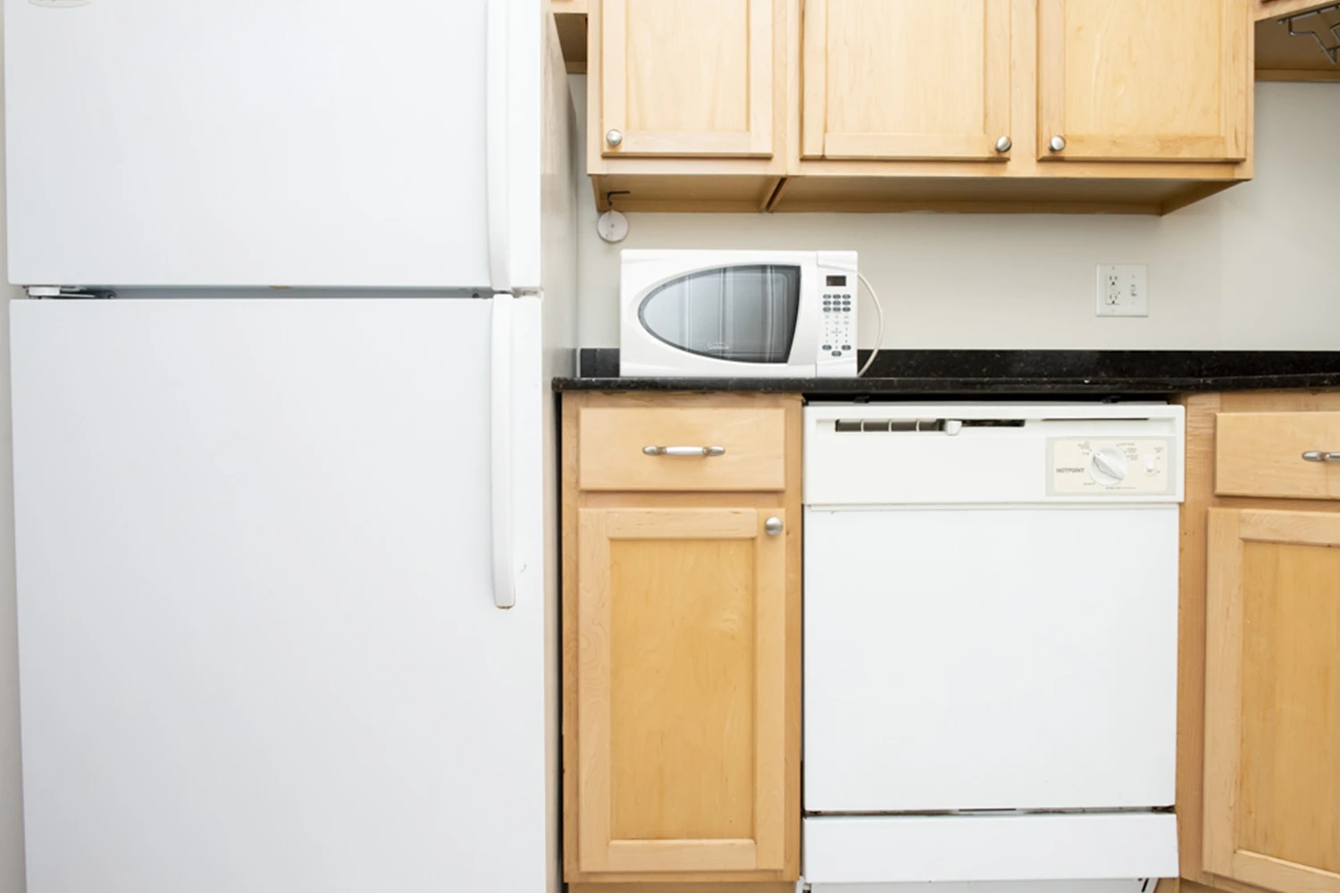 3323 N Lakewood Ave Apt 1, Chicago IL properties 3323-25-n-lakewood-chicago-il-60657-lake-view 3323-1   