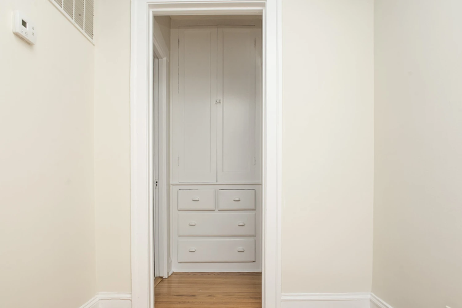 3323 N Lakewood Ave Apt 1, Chicago IL properties 3323-25-n-lakewood-chicago-il-60657-lake-view 3323-1   