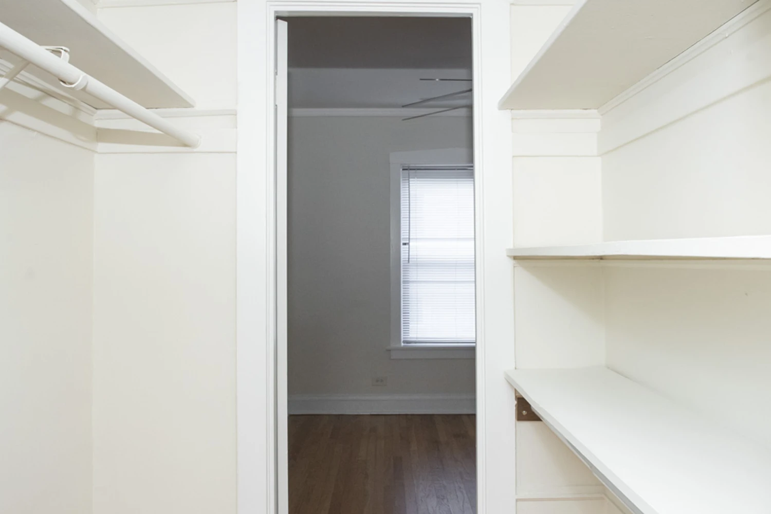 3323 N Lakewood Ave Apt 1, Chicago IL properties 3323-25-n-lakewood-chicago-il-60657-lake-view 3323-1   