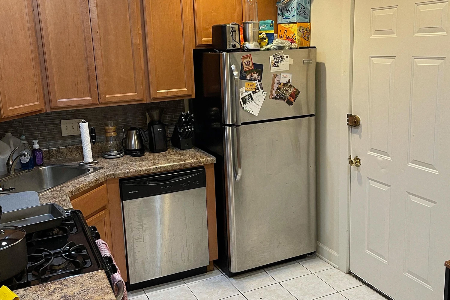 3323 N Lakewood Ave Apt G, Chicago IL properties 3323-25-n-lakewood-chicago-il-60657-lake-view 3323-g