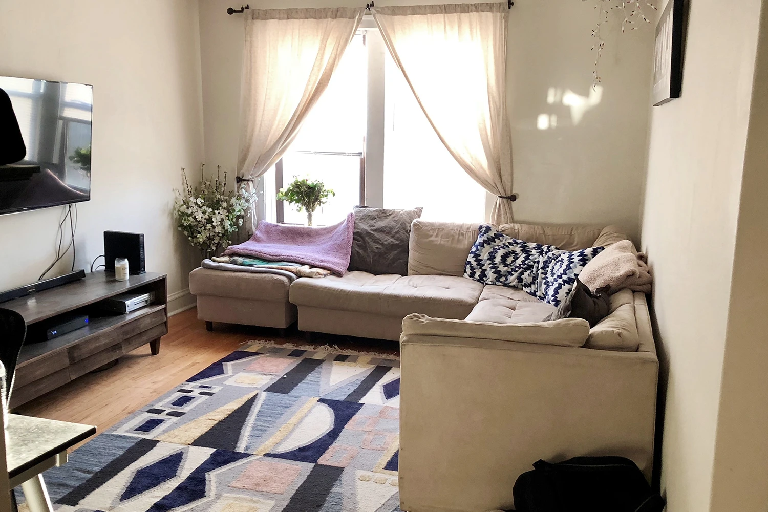 3325 N Lakewood Ave Apt 3, Chicago IL properties 3323-25-n-lakewood-chicago-il-60657-lake-view 3325-3