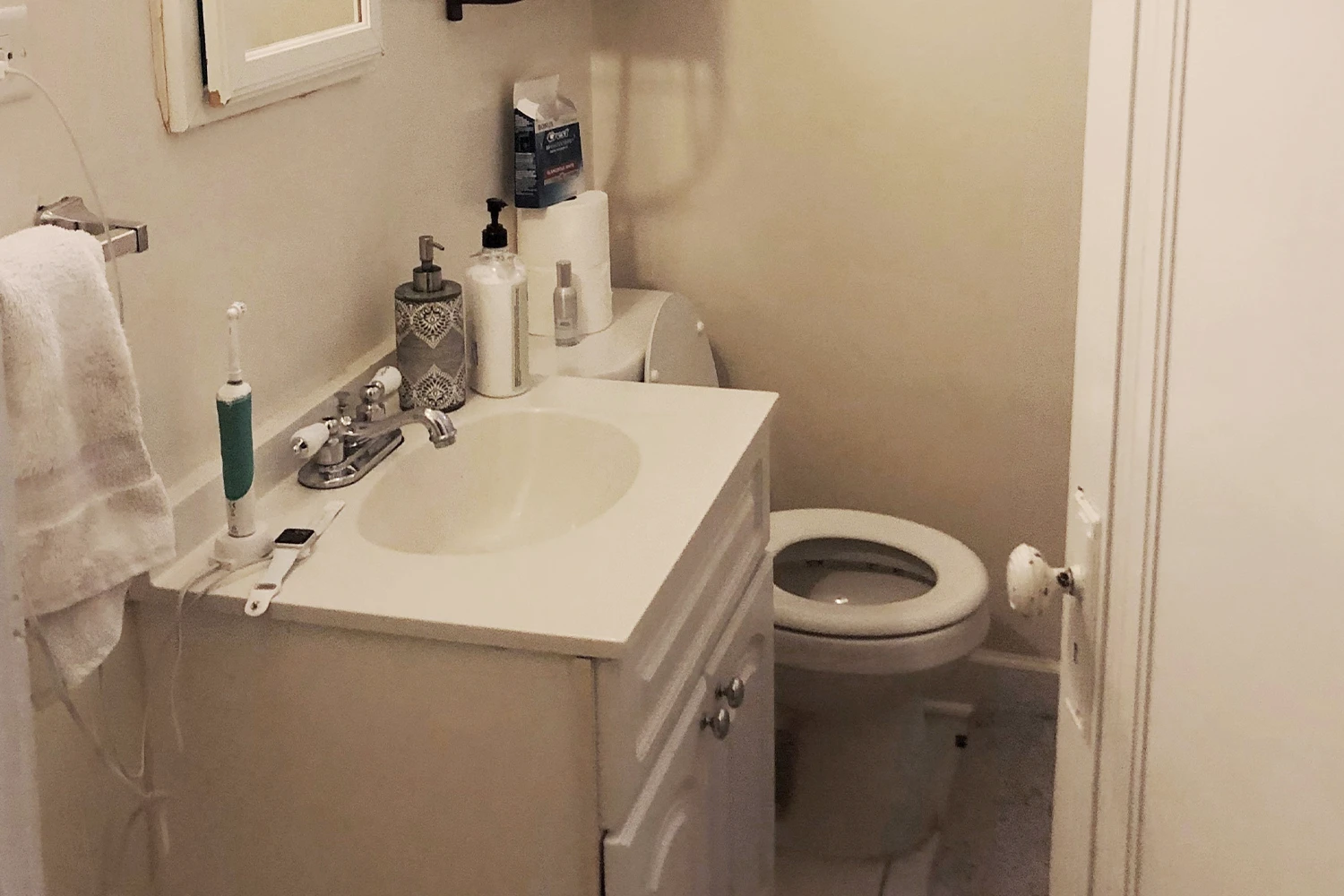 3325 N Lakewood Ave Apt G, Chicago IL properties 3323-25-n-lakewood-chicago-il-60657-lake-view 3325-g