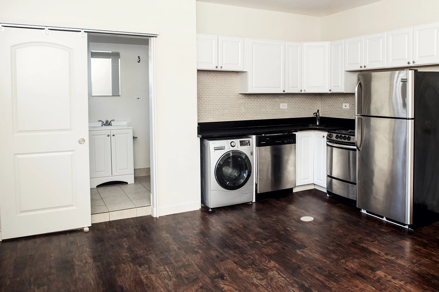 3345 N Marshfield Ave Apt 103, Chicago IL properties 3345-47-n-marshfield-chicago-il-60657-lake-view 3345-103   