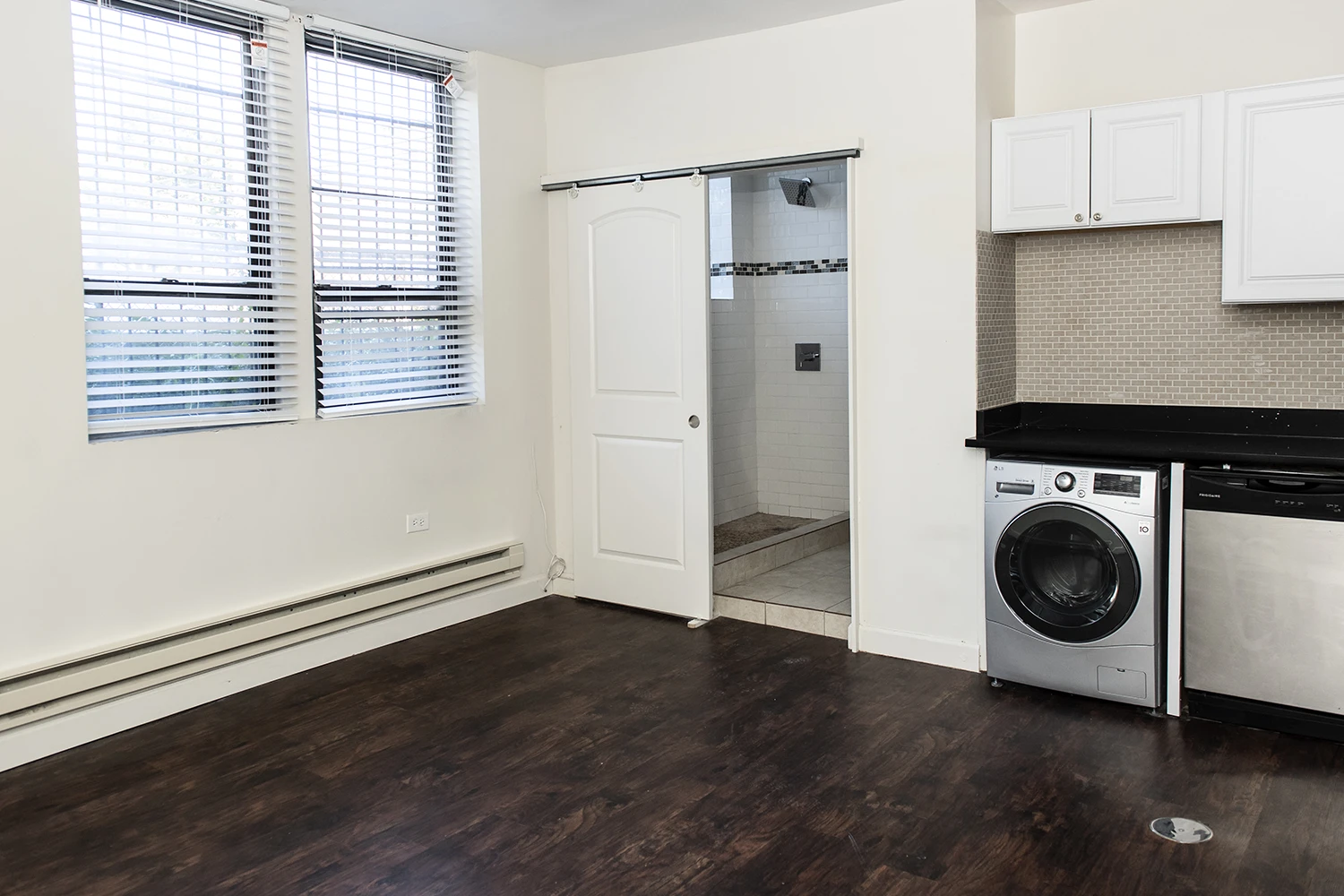 3345 N Marshfield Ave Apt 103, Chicago IL properties 3345-47-n-marshfield-chicago-il-60657-lake-view 3345-103   