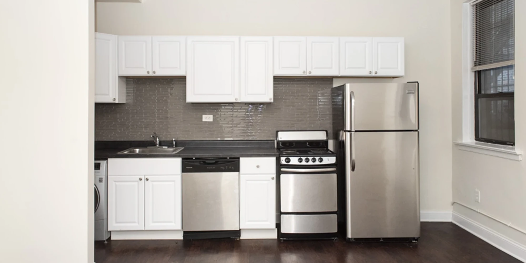 3345 N Marshfield Ave Apt 105, Chicago IL properties 3345-47-n-marshfield-chicago-il-60657-lake-view 3345-105