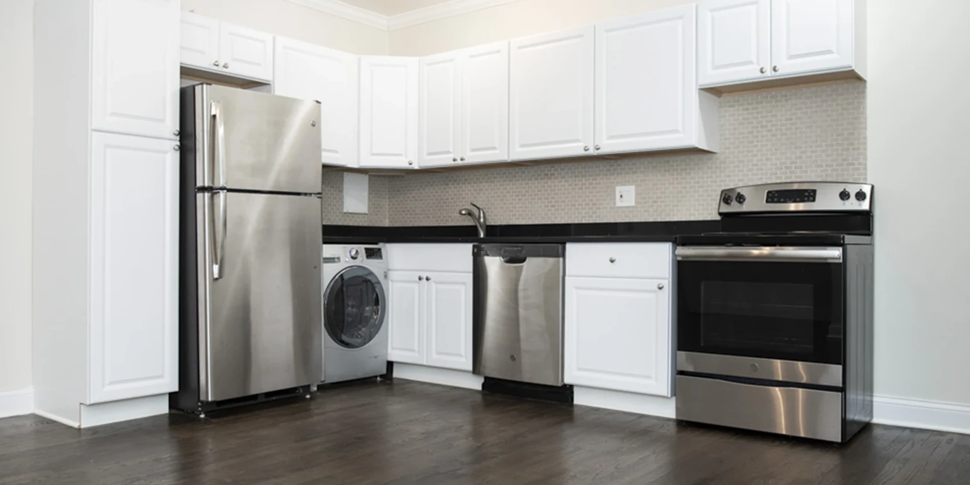 3345 N Marshfield Ave Apt 209, Chicago IL properties 3345-47-n-marshfield-chicago-il-60657-lake-view 3345-209