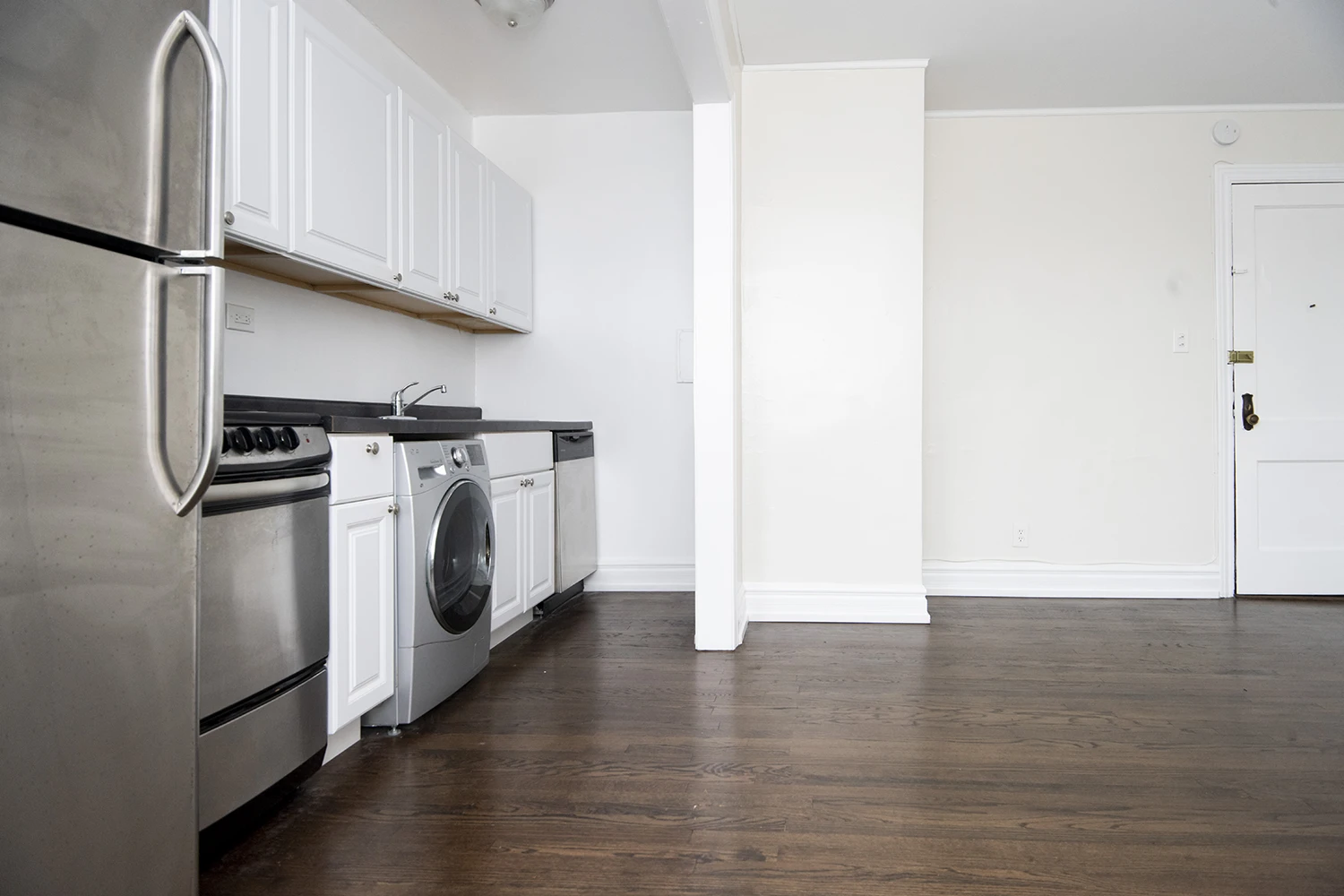 3345 N Marshfield Ave Apt 301, Chicago IL properties 3345-47-n-marshfield-chicago-il-60657-lake-view 3345-301