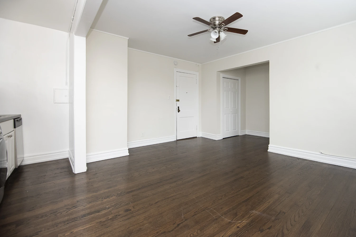 3345 N Marshfield Ave Apt 301, Chicago IL properties 3345-47-n-marshfield-chicago-il-60657-lake-view 3345-301