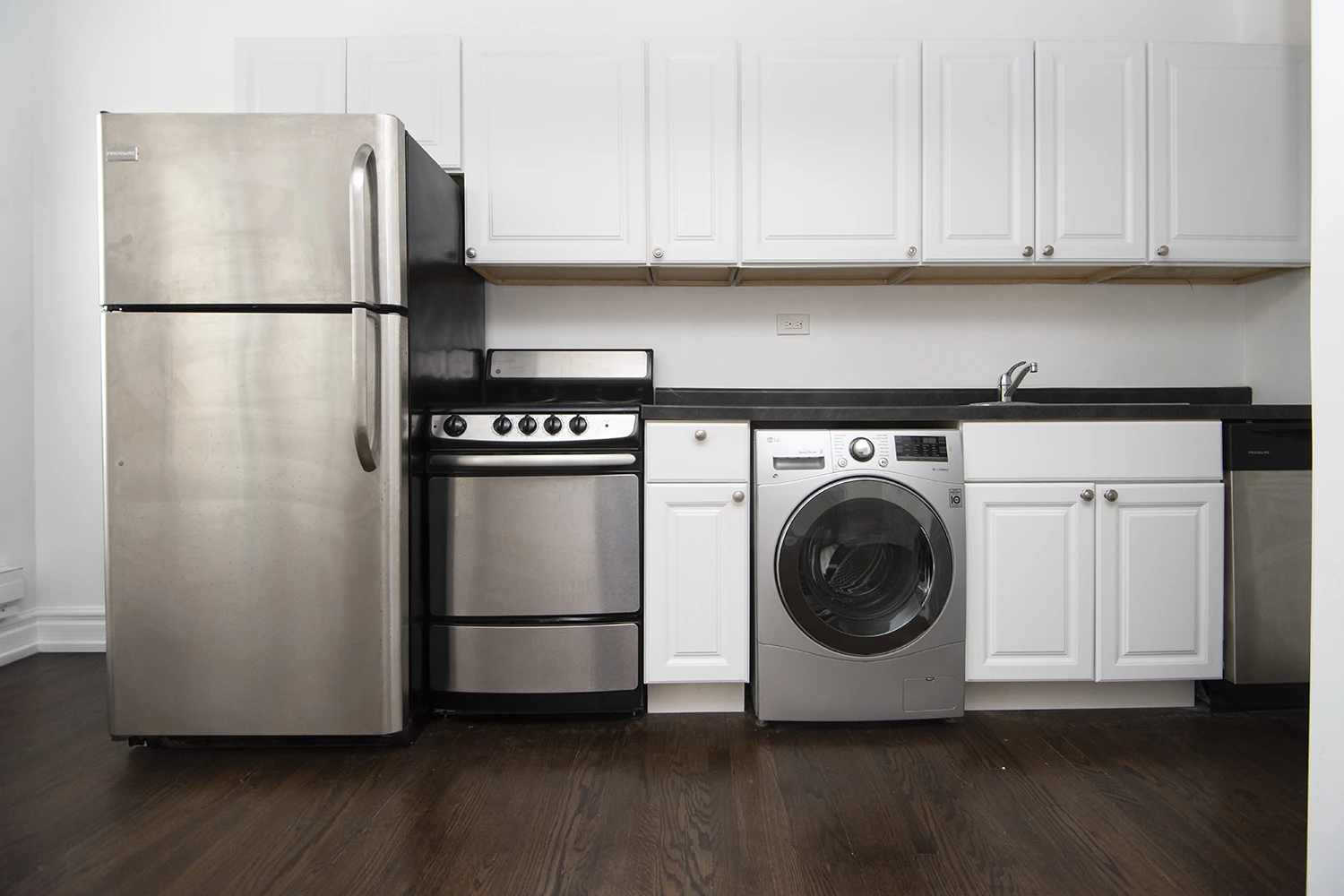 3345 N Marshfield Ave Apt 305, Chicago IL properties 3345-47-n-marshfield-chicago-il-60657-lake-view 3345-305   