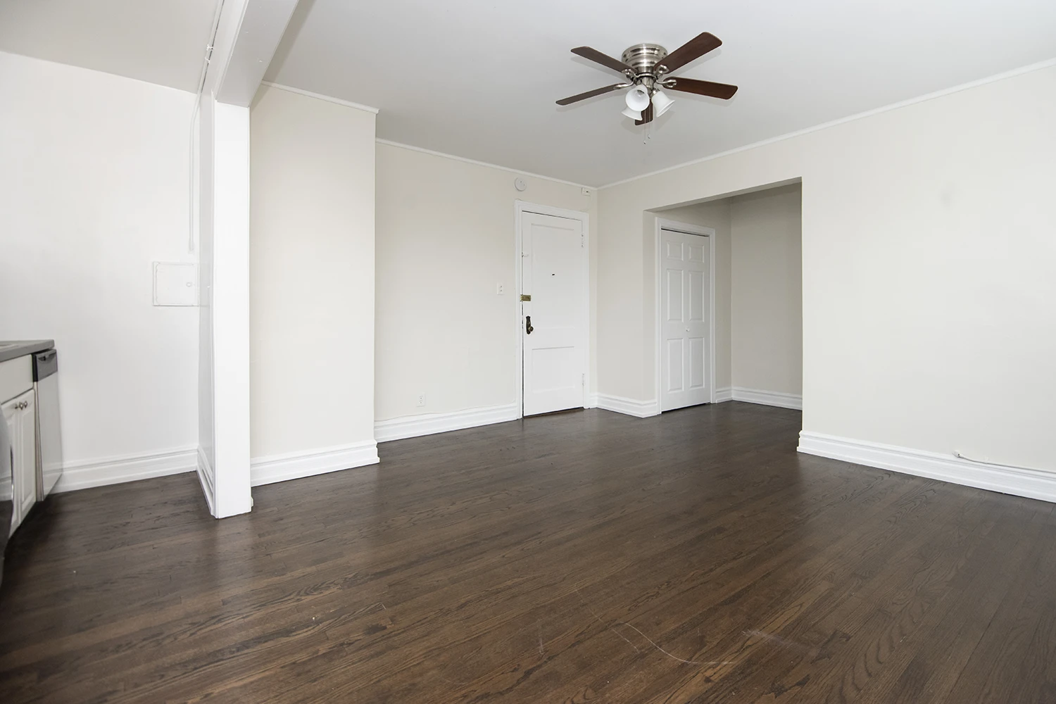 3345 N Marshfield Ave Apt 305, Chicago IL properties 3345-47-n-marshfield-chicago-il-60657-lake-view 3345-305   