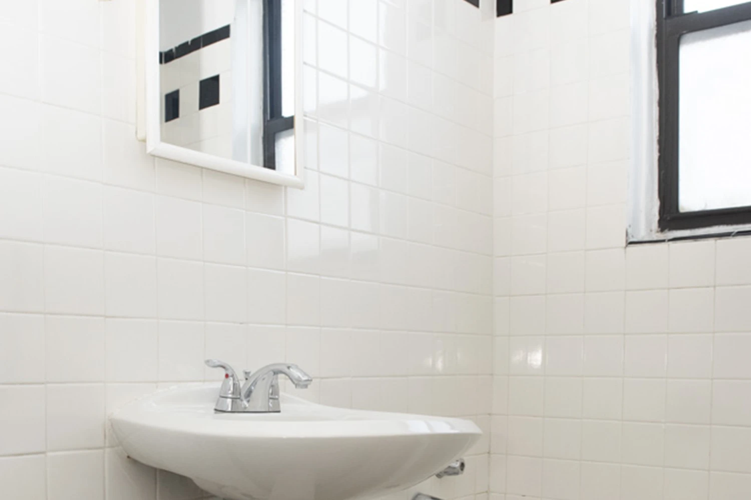 3345 N Marshfield Ave Apt 306, Chicago IL properties 3345-47-n-marshfield-chicago-il-60657-lake-view 3345-306