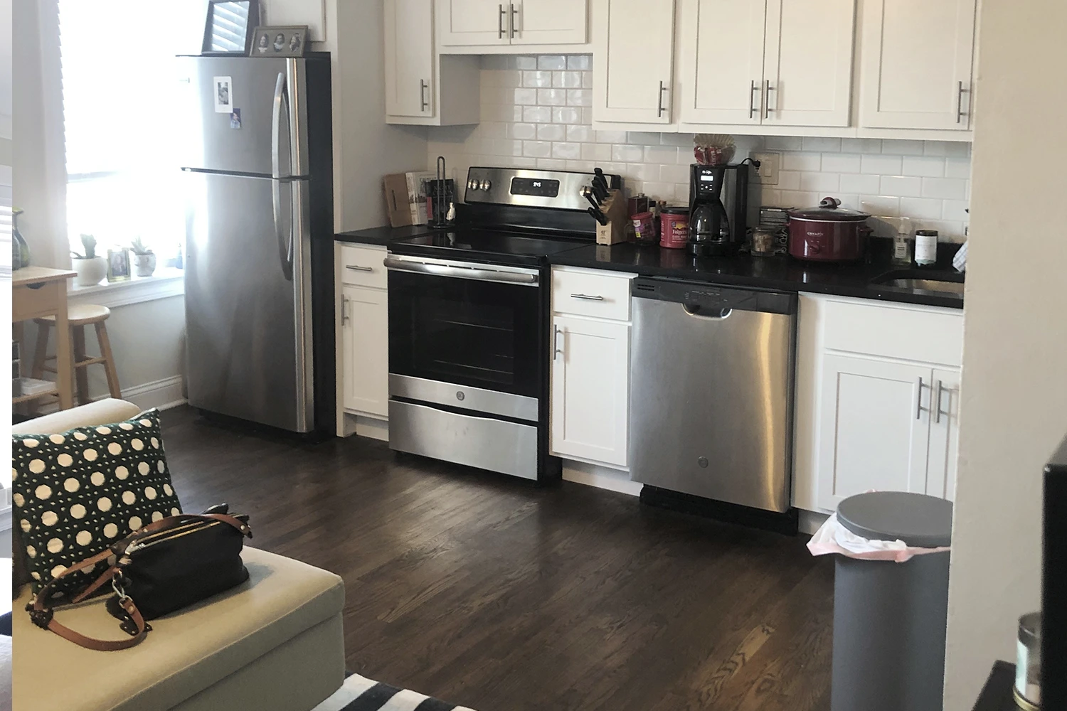 3345 N Marshfield Ave Apt 405, Chicago IL properties 3345-47-n-marshfield-chicago-il-60657-lake-view 3345-405