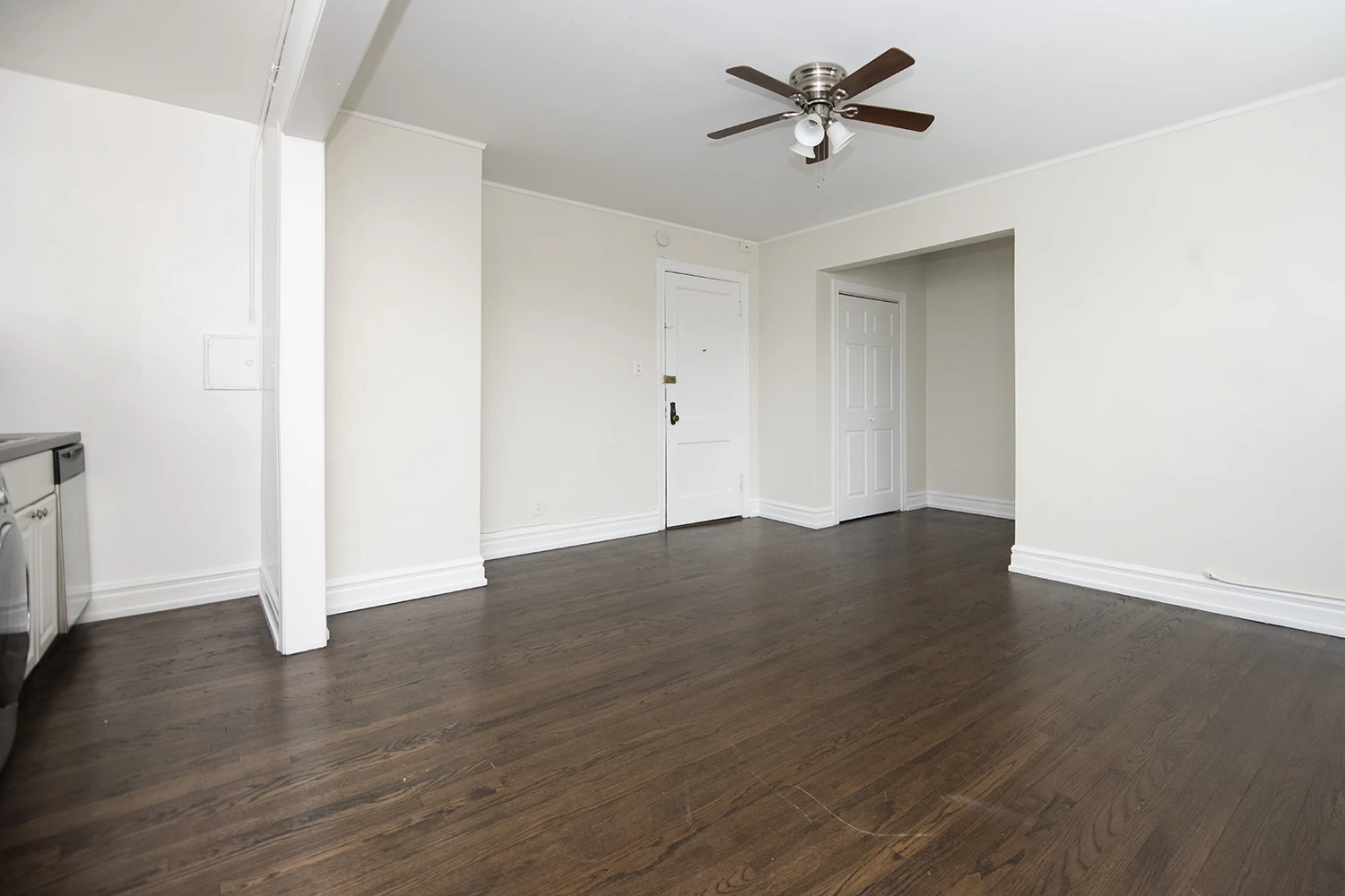 3345 N Marshfield Ave Apt 406, Chicago IL properties 3345-47-n-marshfield-chicago-il-60657-lake-view 3345-406