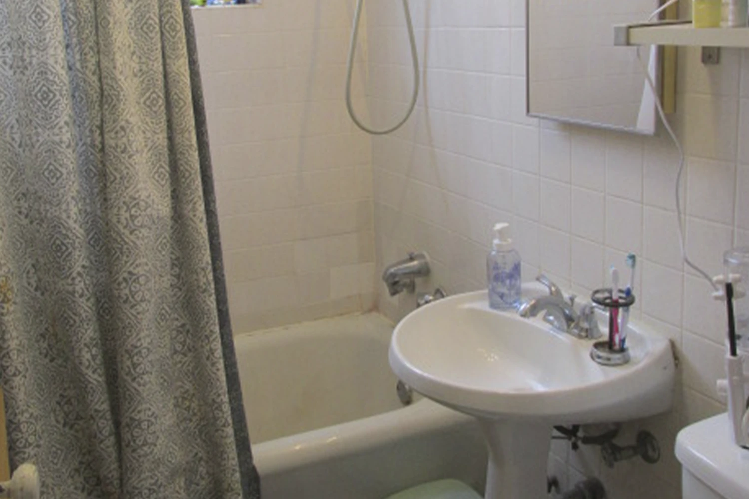 3711 N Hoyne Ave Apt 3, Chicago IL properties 3701-n-hoyne-chicago-il-60618-lake-view 3711-3
