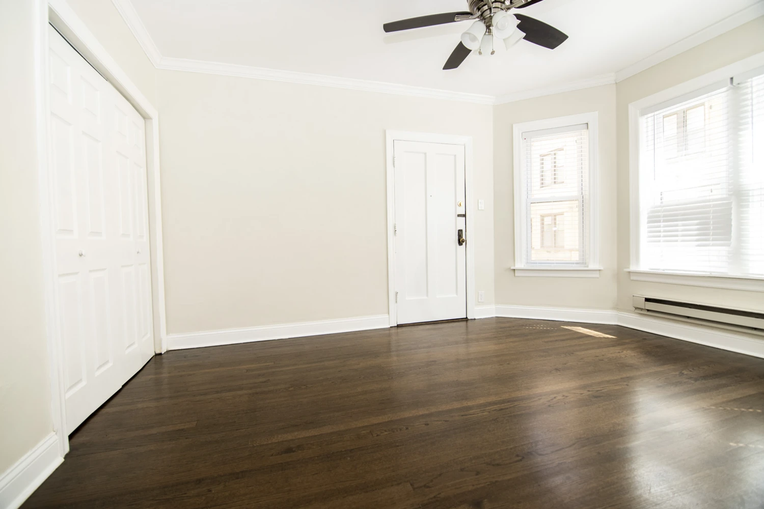 3821 N Greenview Ave Apt 1W, Chicago IL properties 3815-23-n-greenview-ave-chicago-il-60613-lake-view 3821-1w   